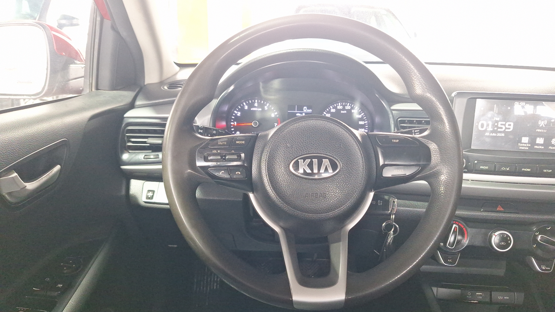 KIA Rio4 — foto 8 de 15