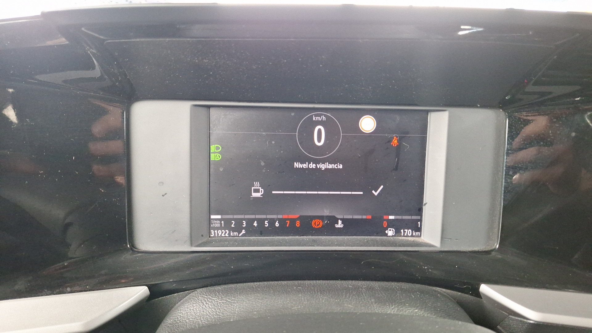Opel Mokka — foto 9 de 15