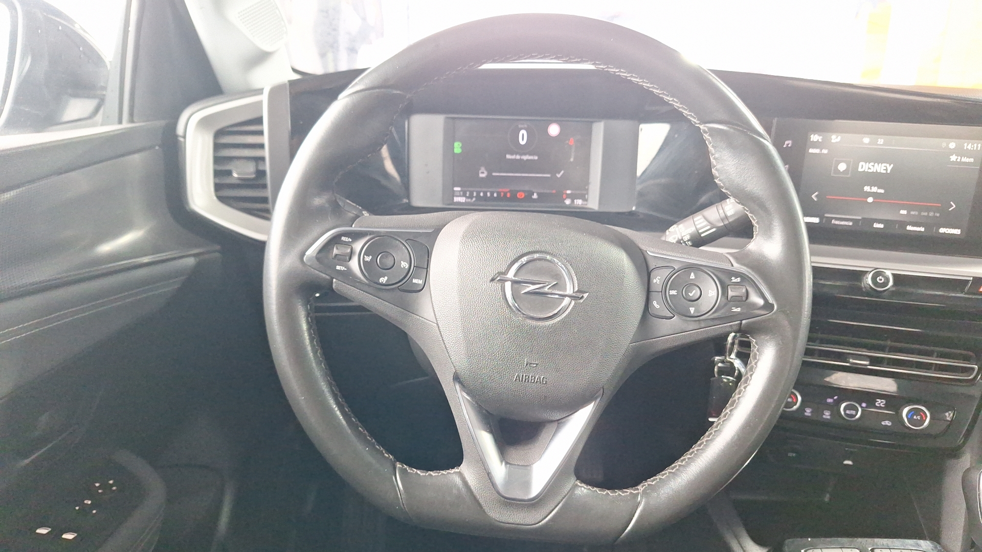 Opel Mokka — foto 8 de 15