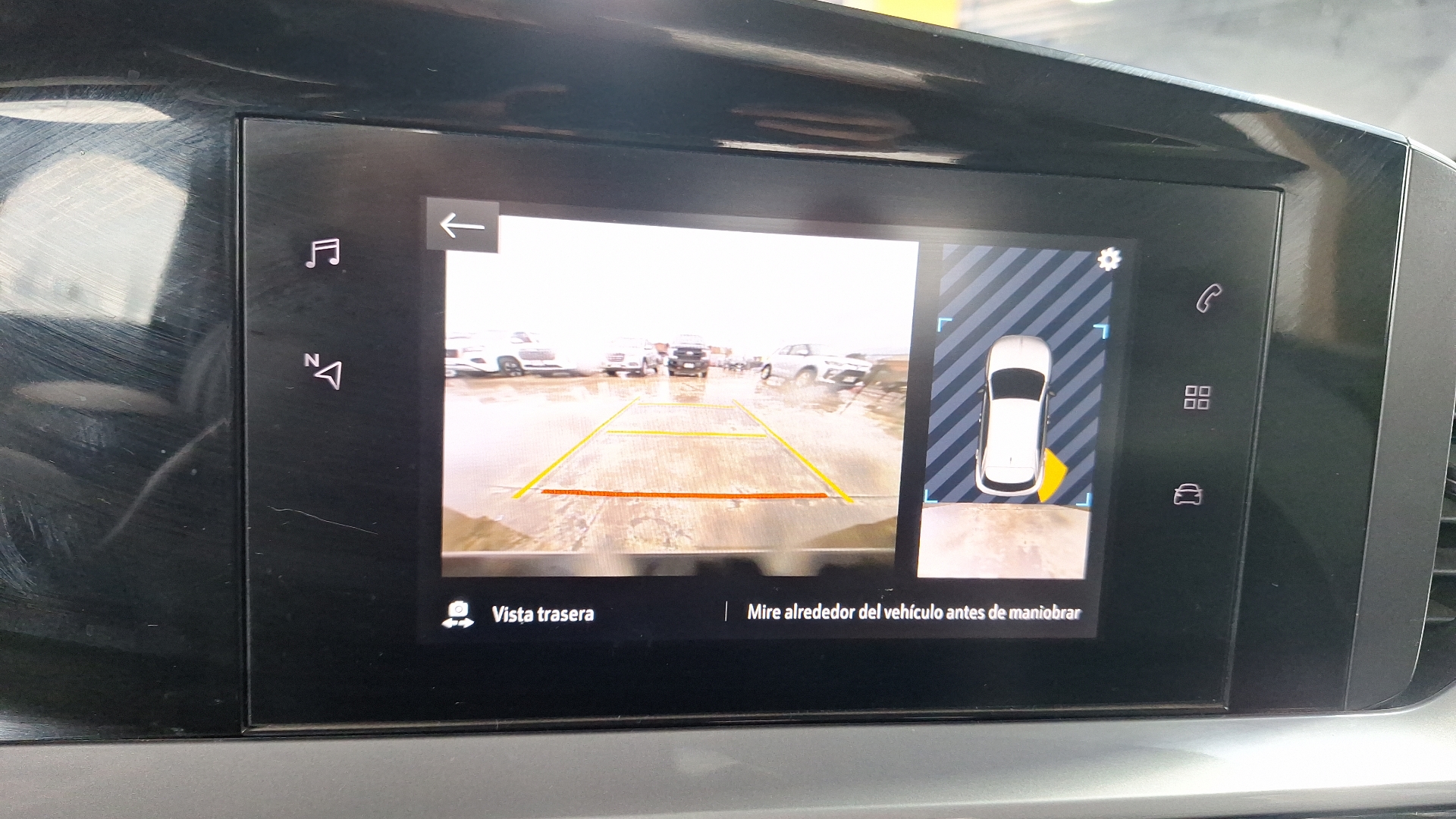 Opel Mokka — foto 12 de 15