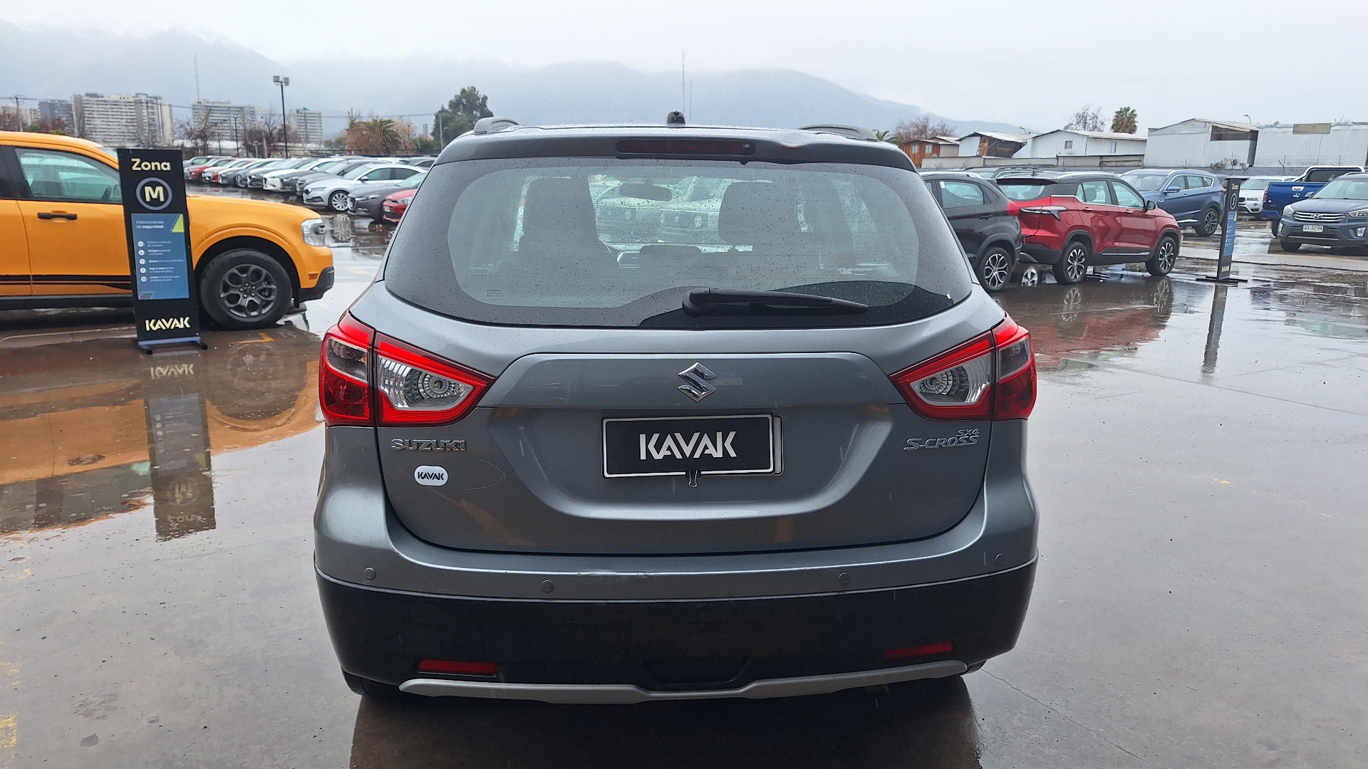 Suzuki S-Cross — foto 3 de 14