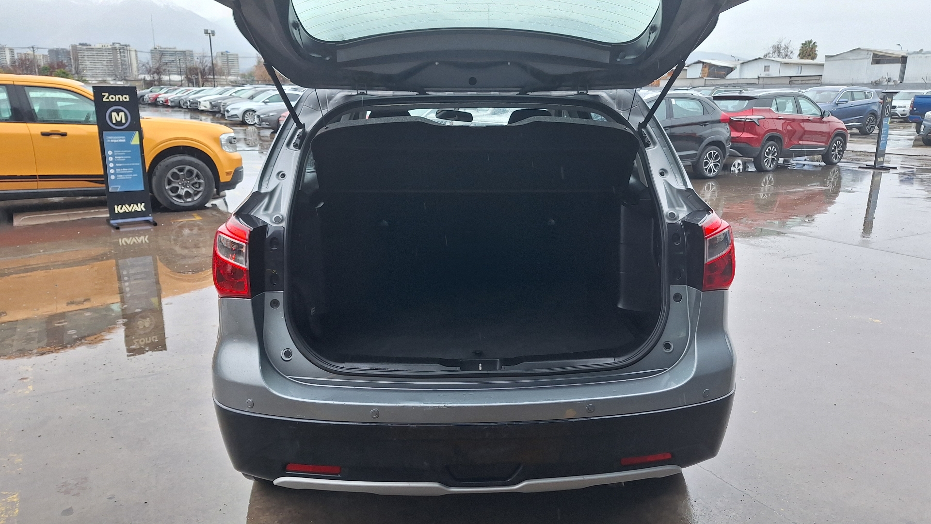 Suzuki S-Cross — foto 4 de 14