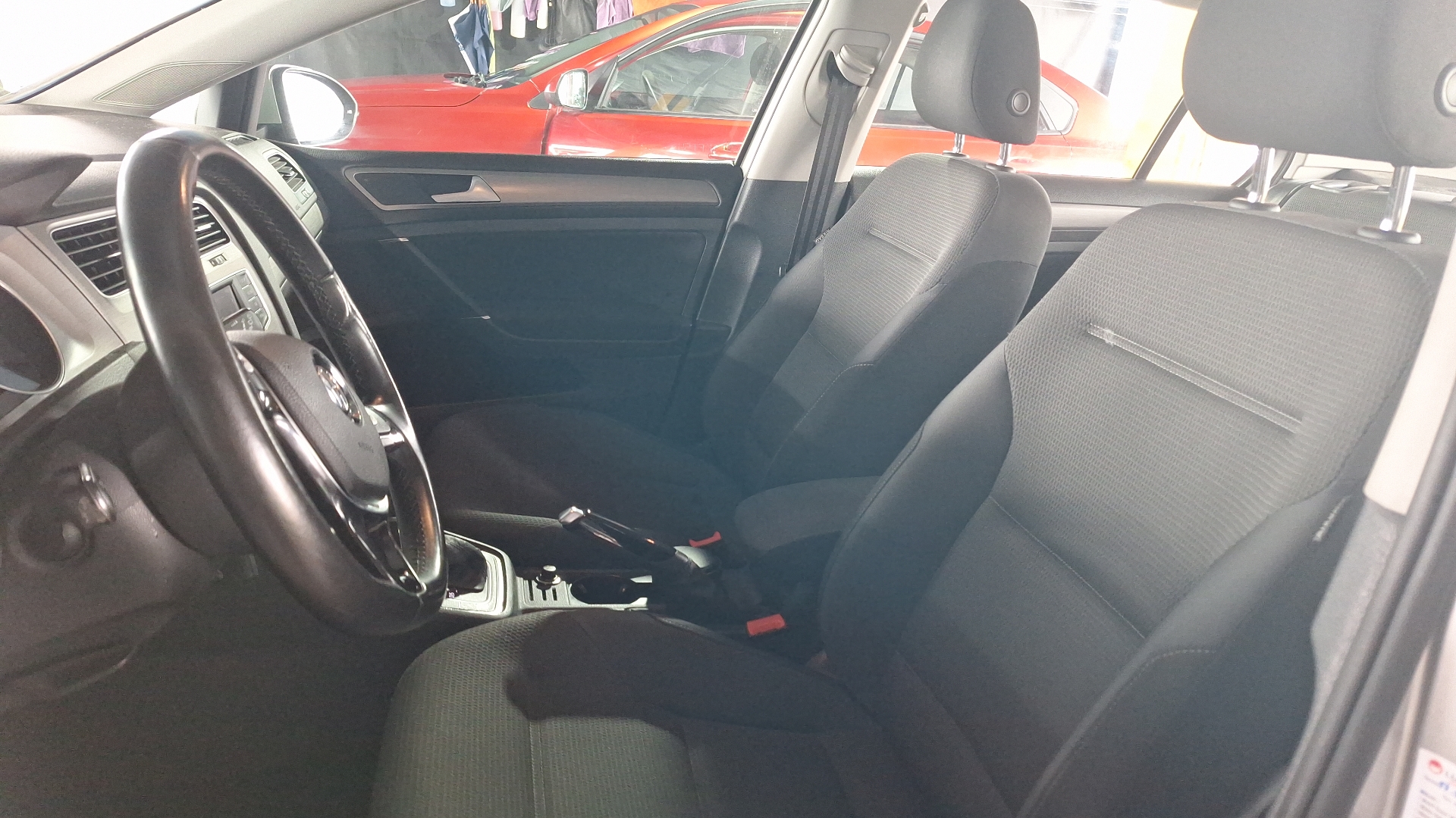 Volkswagen Golf — foto 13 de 14