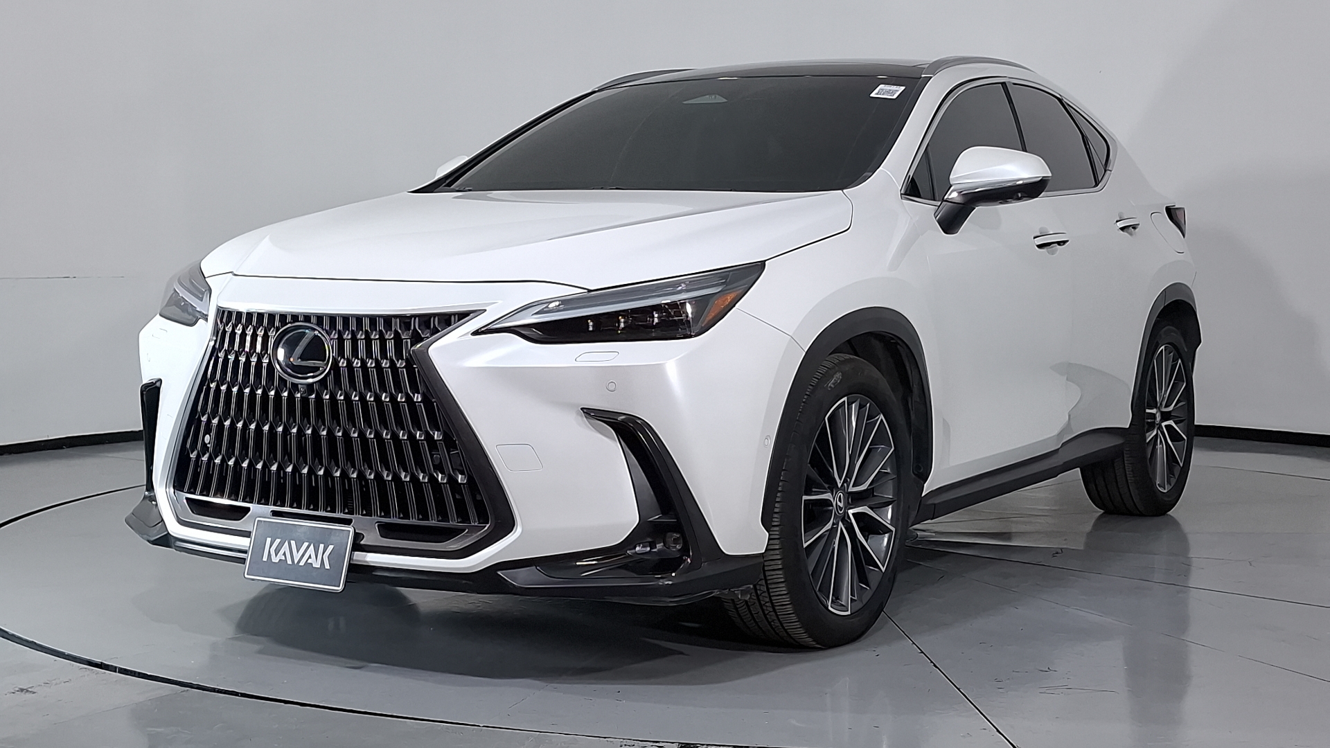 Lexus NX 2024