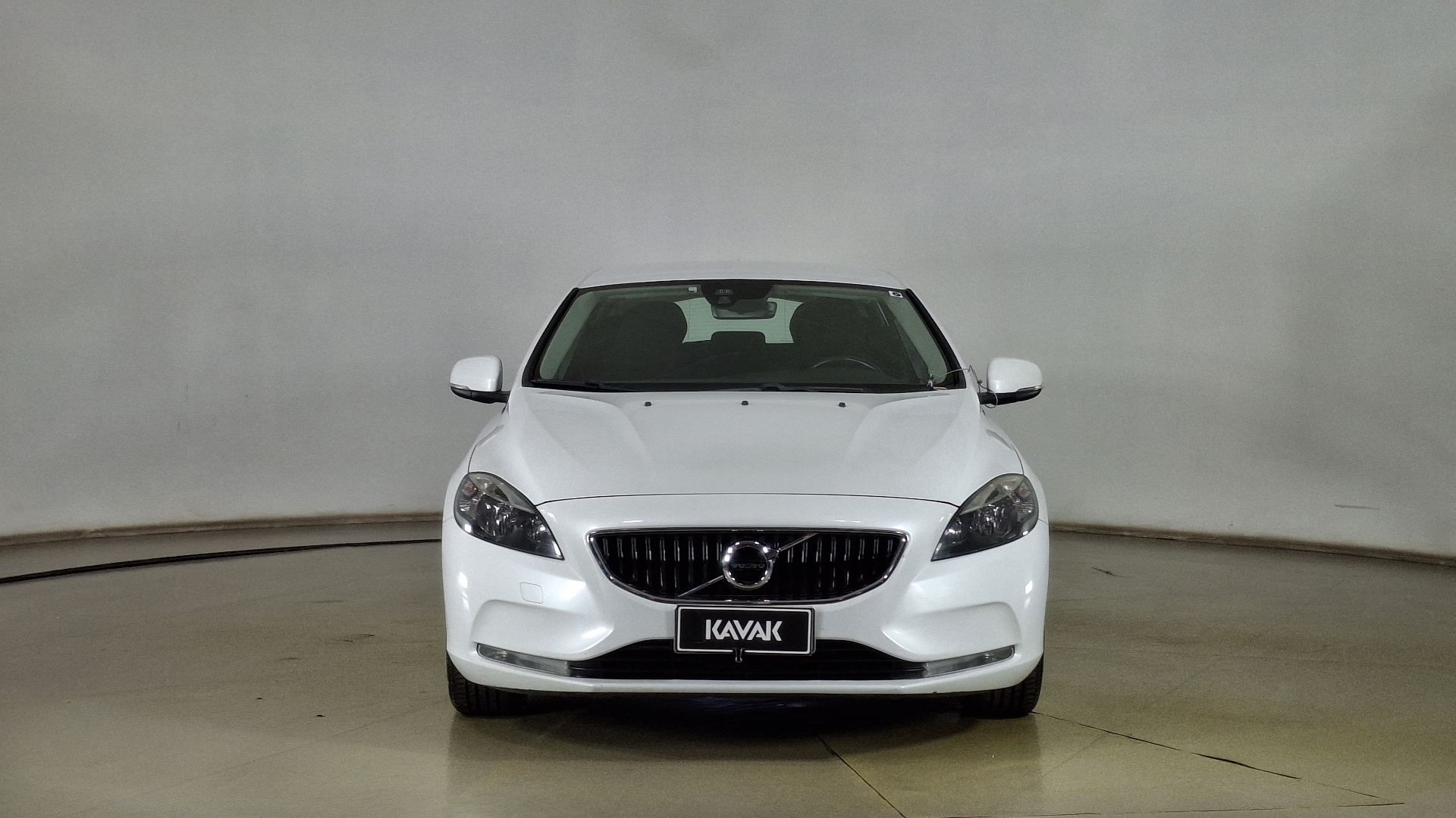 Volvo V40 — foto 2 de 15