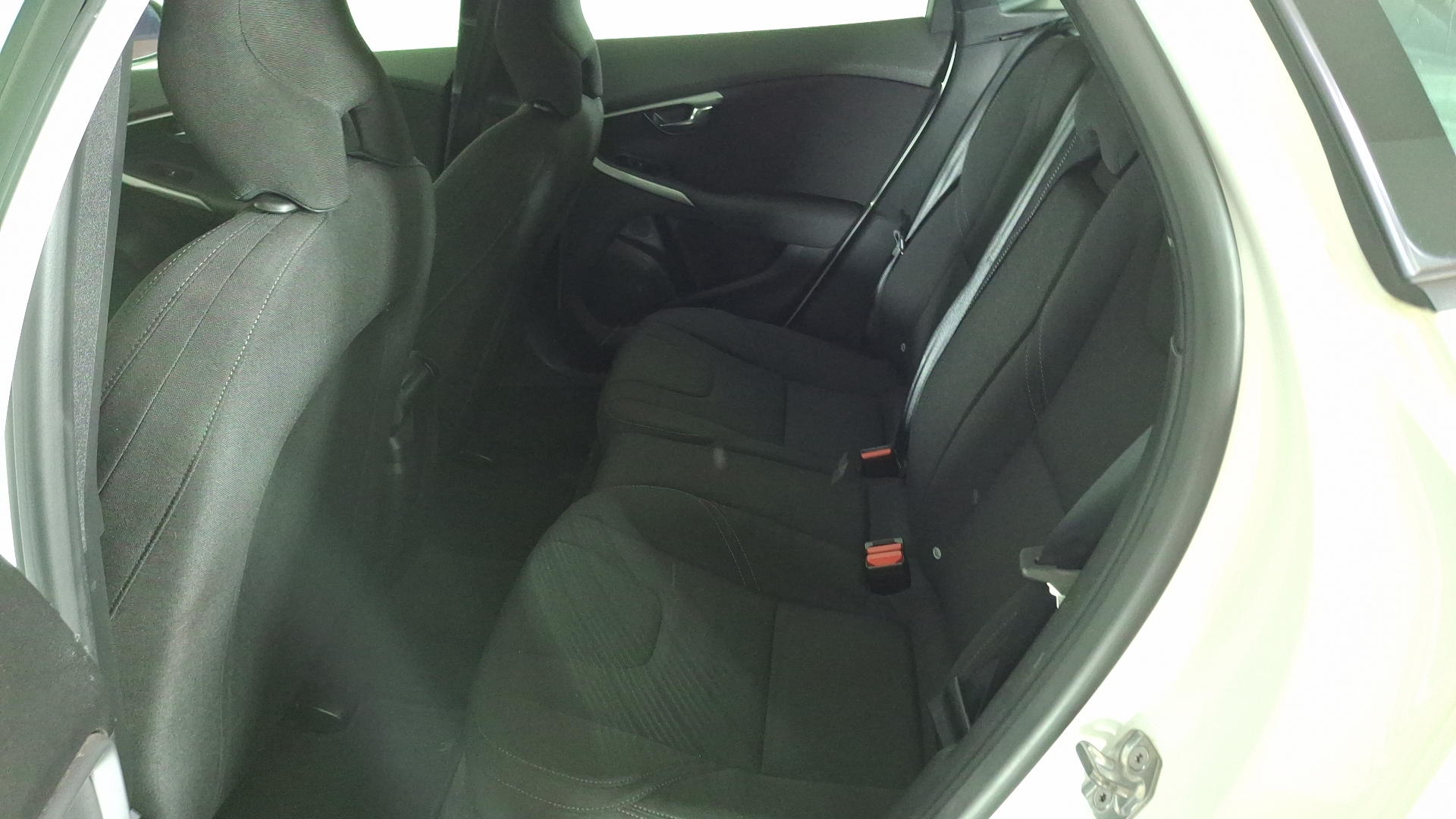 Volvo V40 — foto 13 de 15