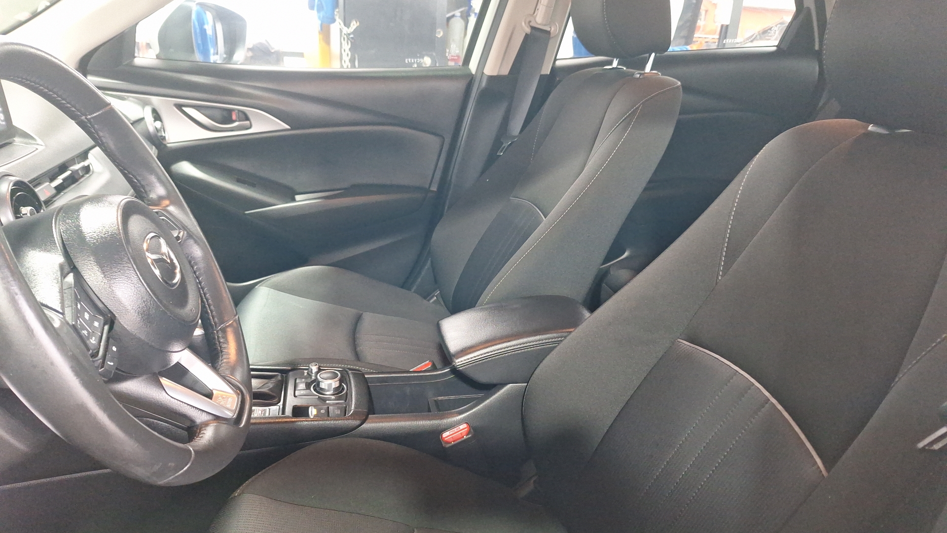 Mazda CX-3 — foto 14 de 15