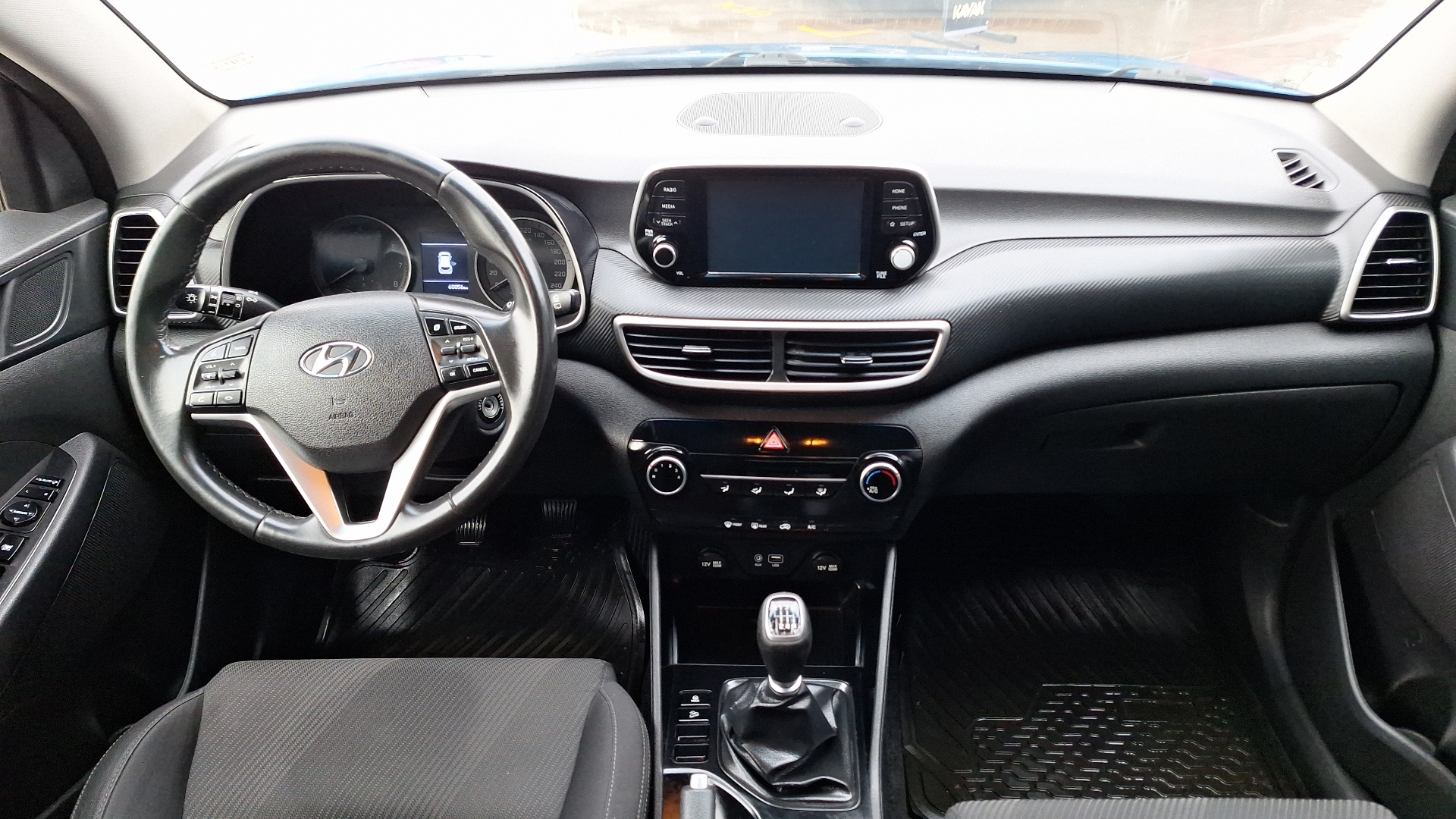 Hyundai Tucson — foto 6 de 15
