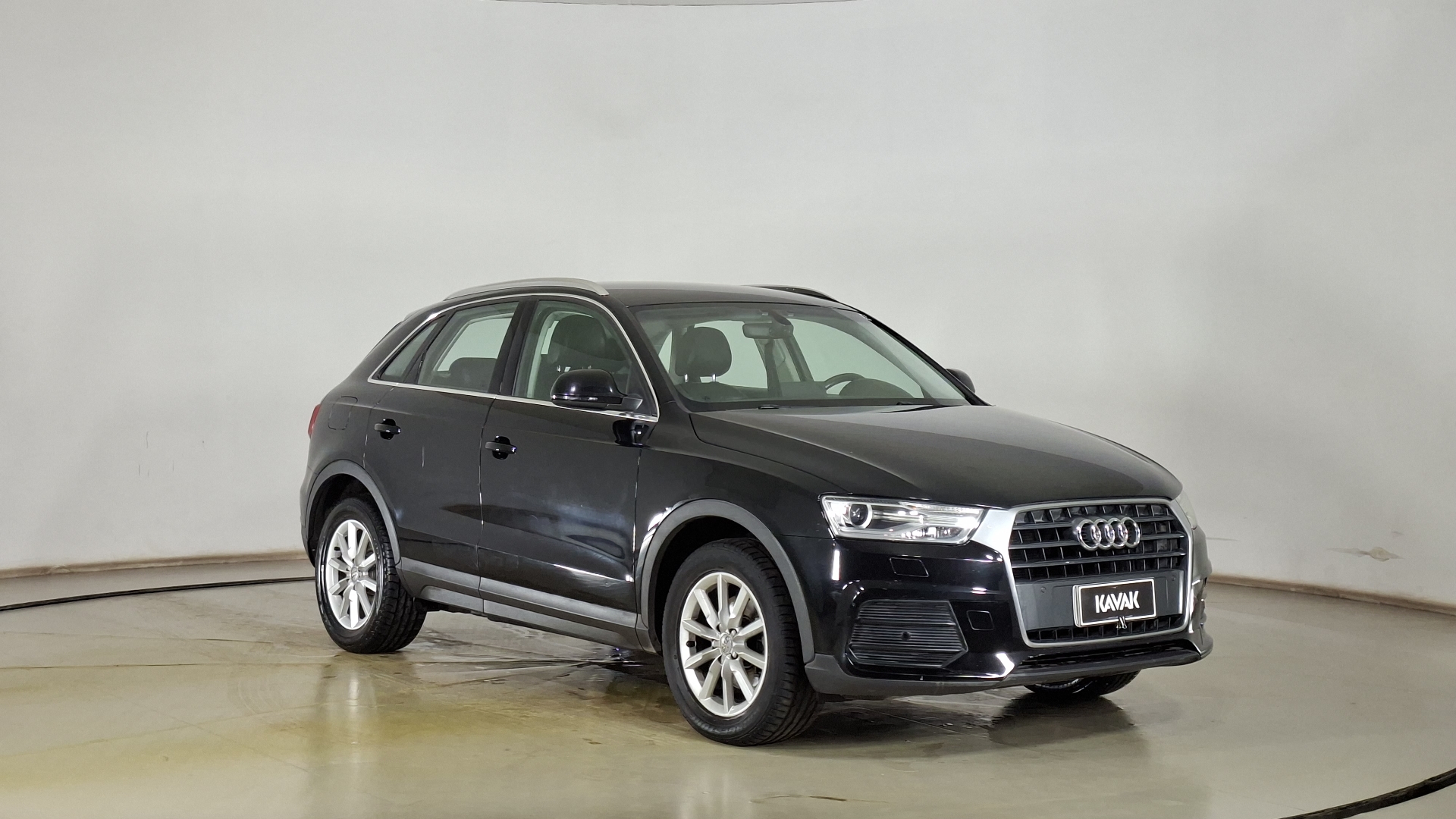Audi Q3 — foto 3 de 17