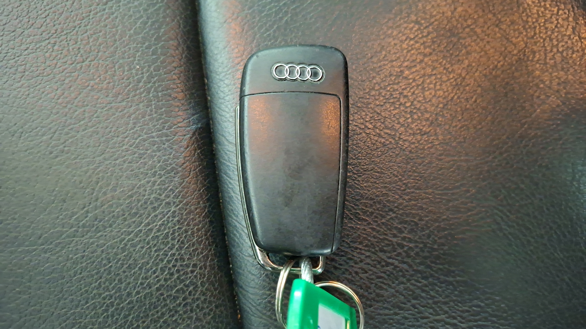 Audi Q3 — foto 17 de 17