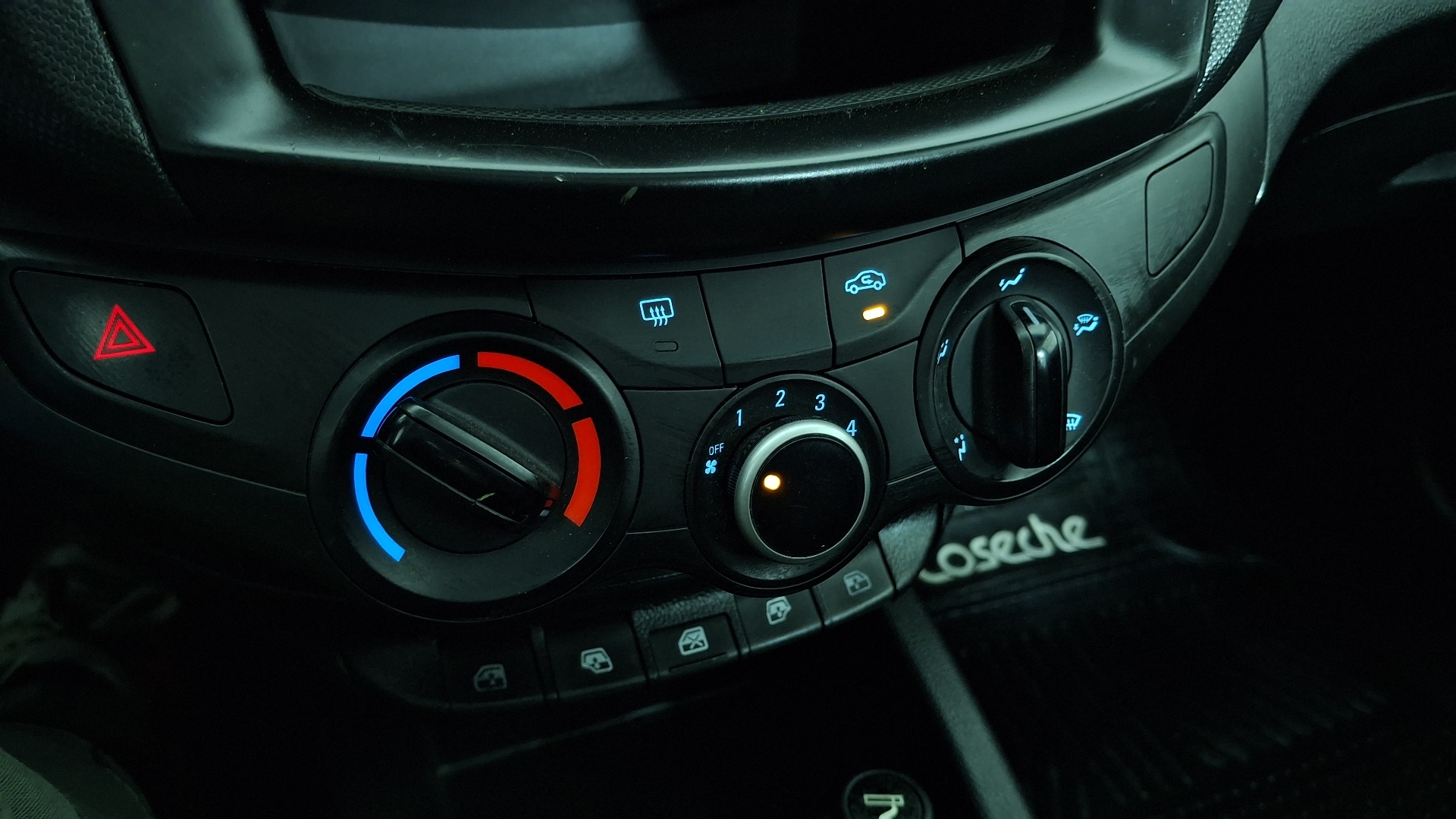 Chevrolet Sail — foto 14 de 15