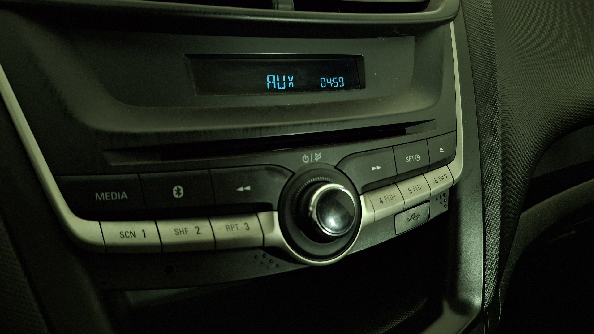 Chevrolet Sail — foto 10 de 15