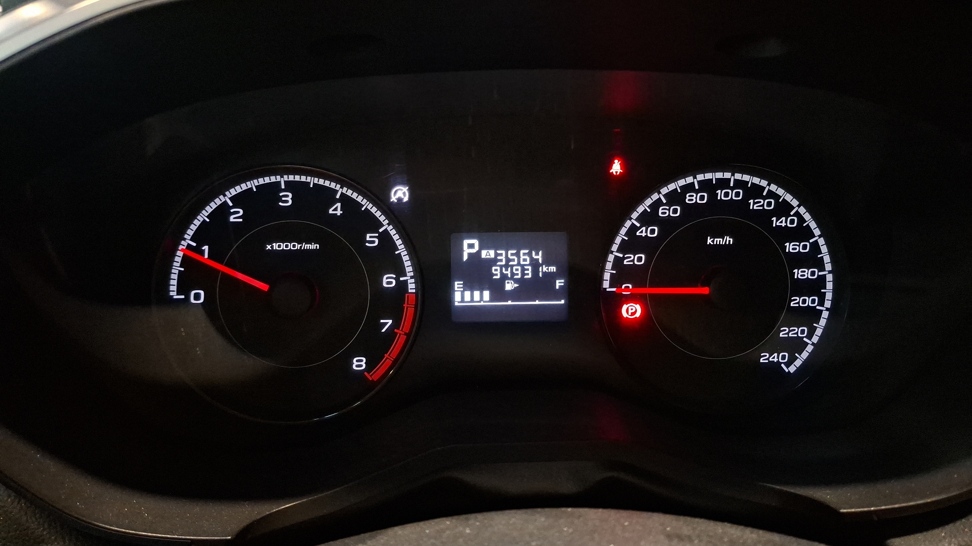 Subaru Xv — foto 9 de 16