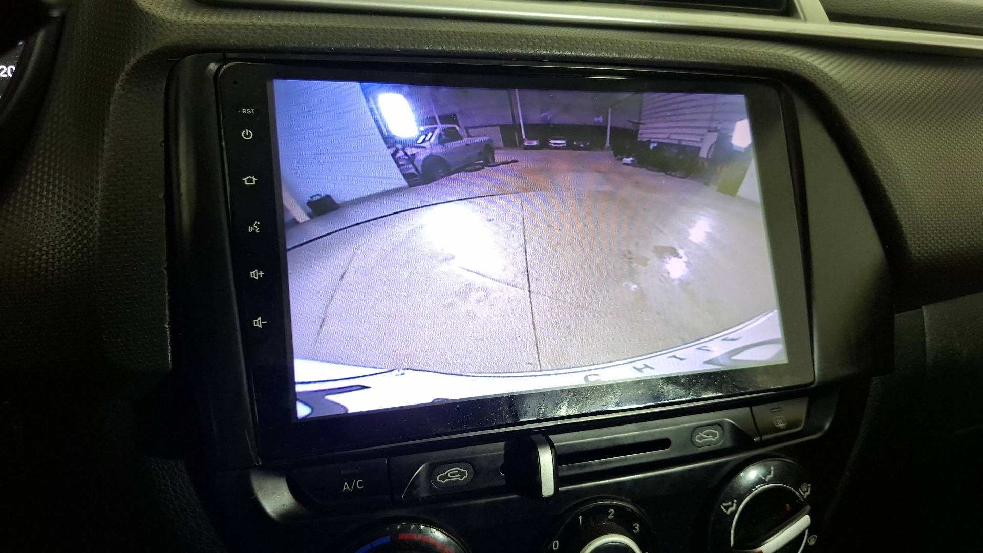 Hyundai Verna — foto 17 de 17