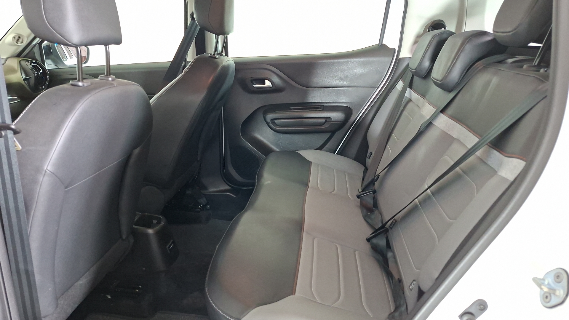 Citroën C3 Aircross — foto 15 de 17