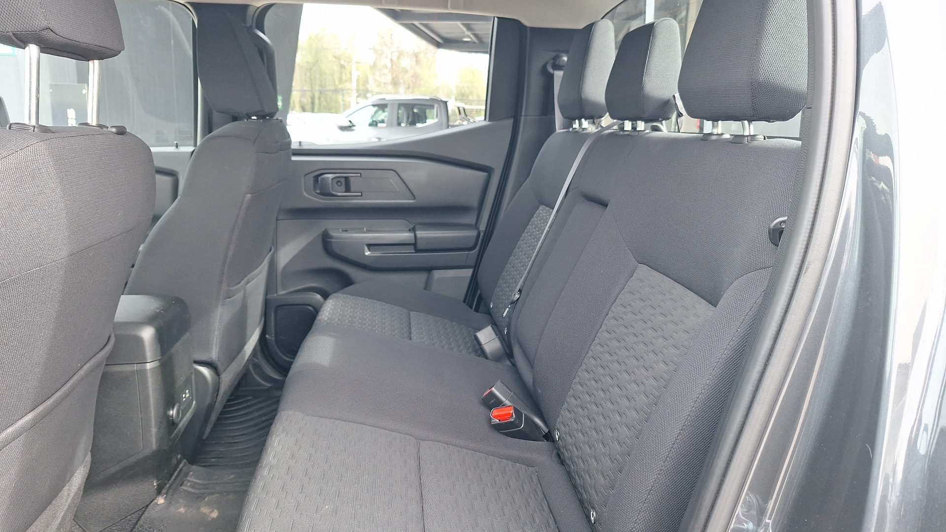 Mitsubishi L200 — foto 13 de 15