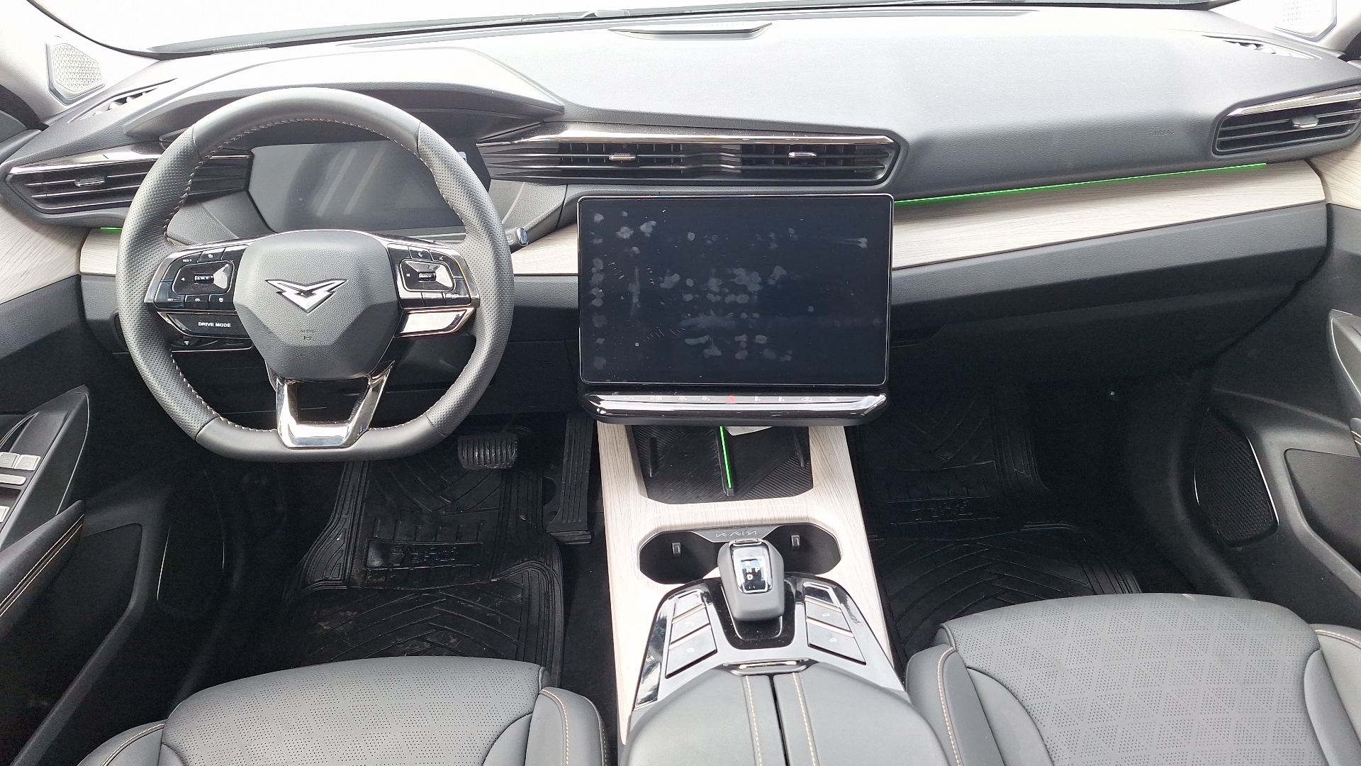 Kaiyi Kyx7 — foto 6 de 17
