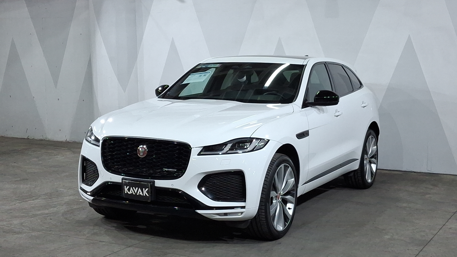Jaguar F-Pace 2024