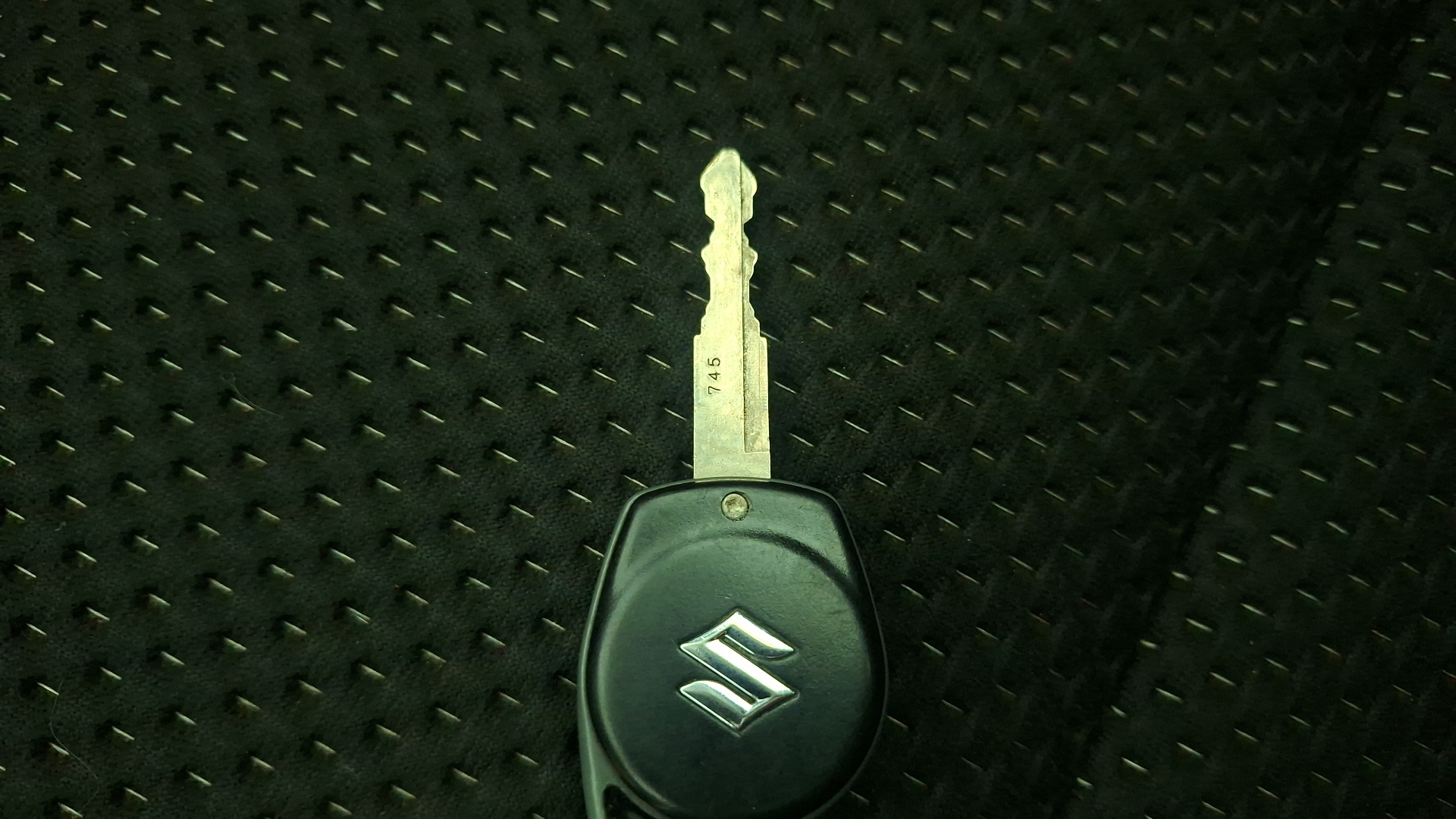 Suzuki Grandnomade — foto 15 de 15