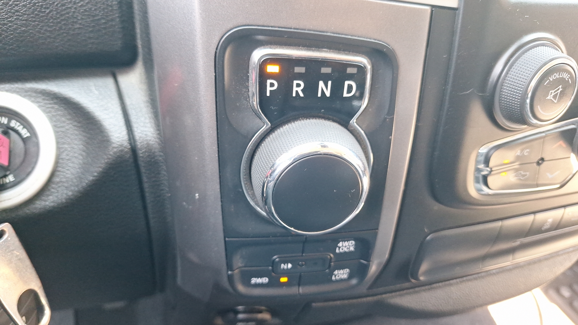 RAM 1500 — foto 11 de 14