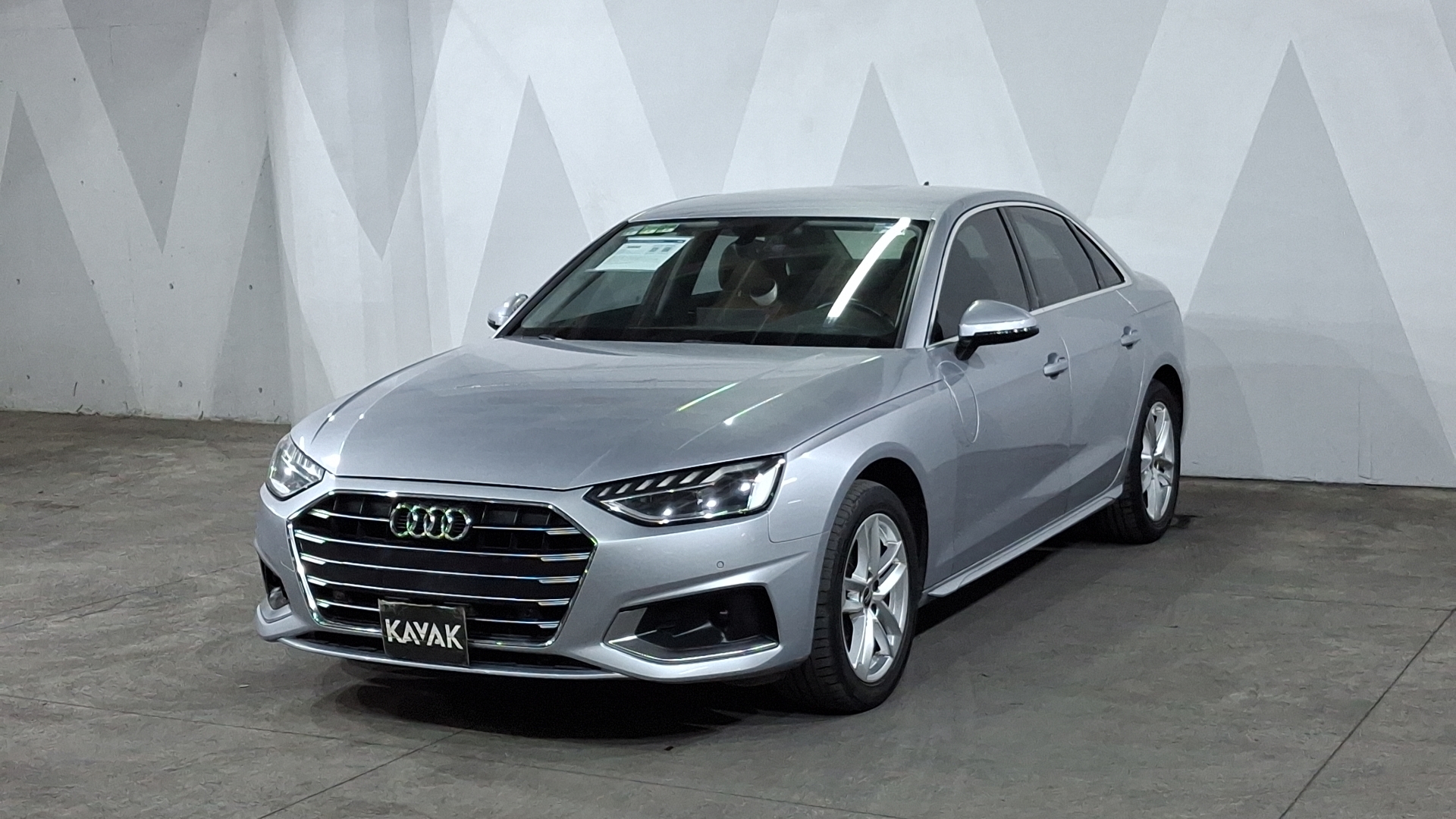 Audi A4 2023
