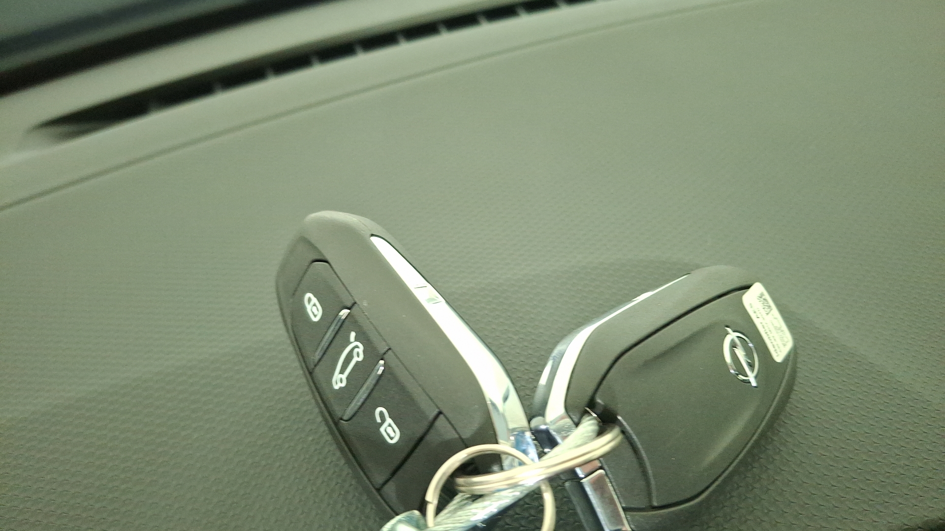 Opel Mokka — foto 16 de 16