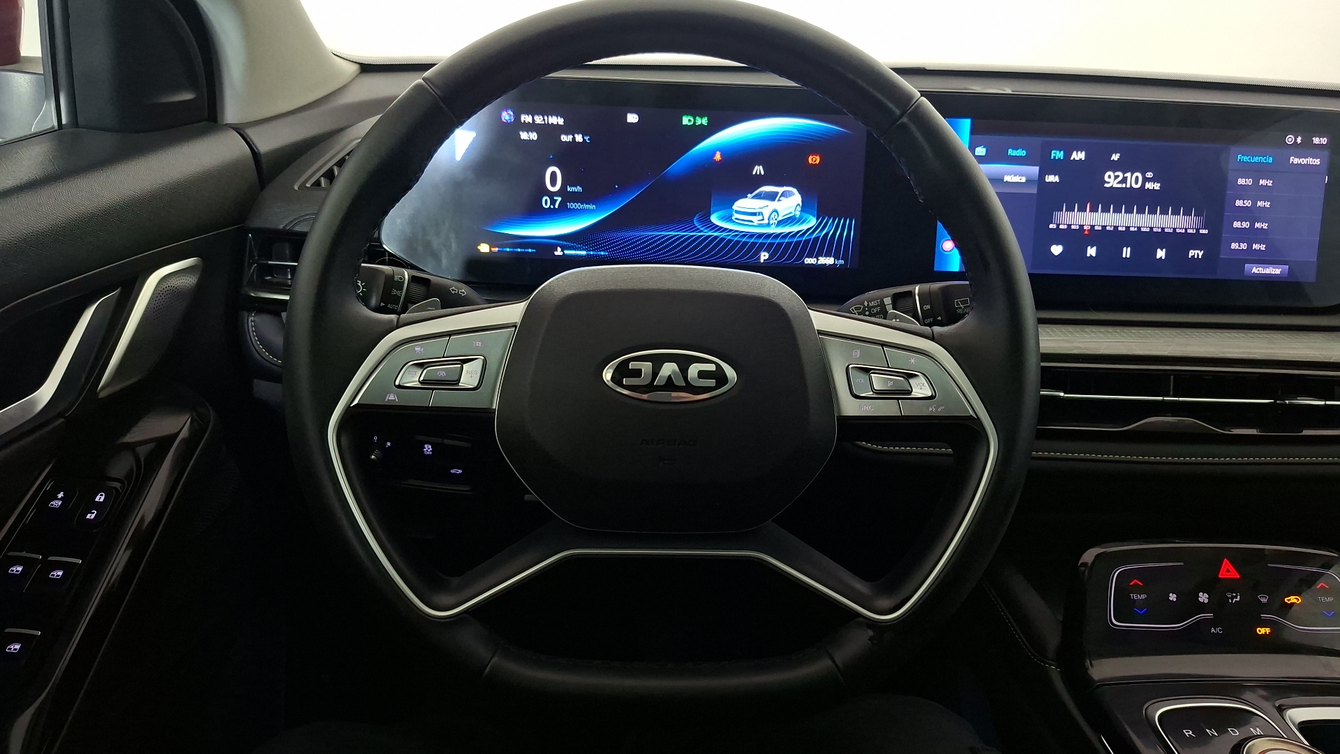 JAC Js6 — foto 9 de 18