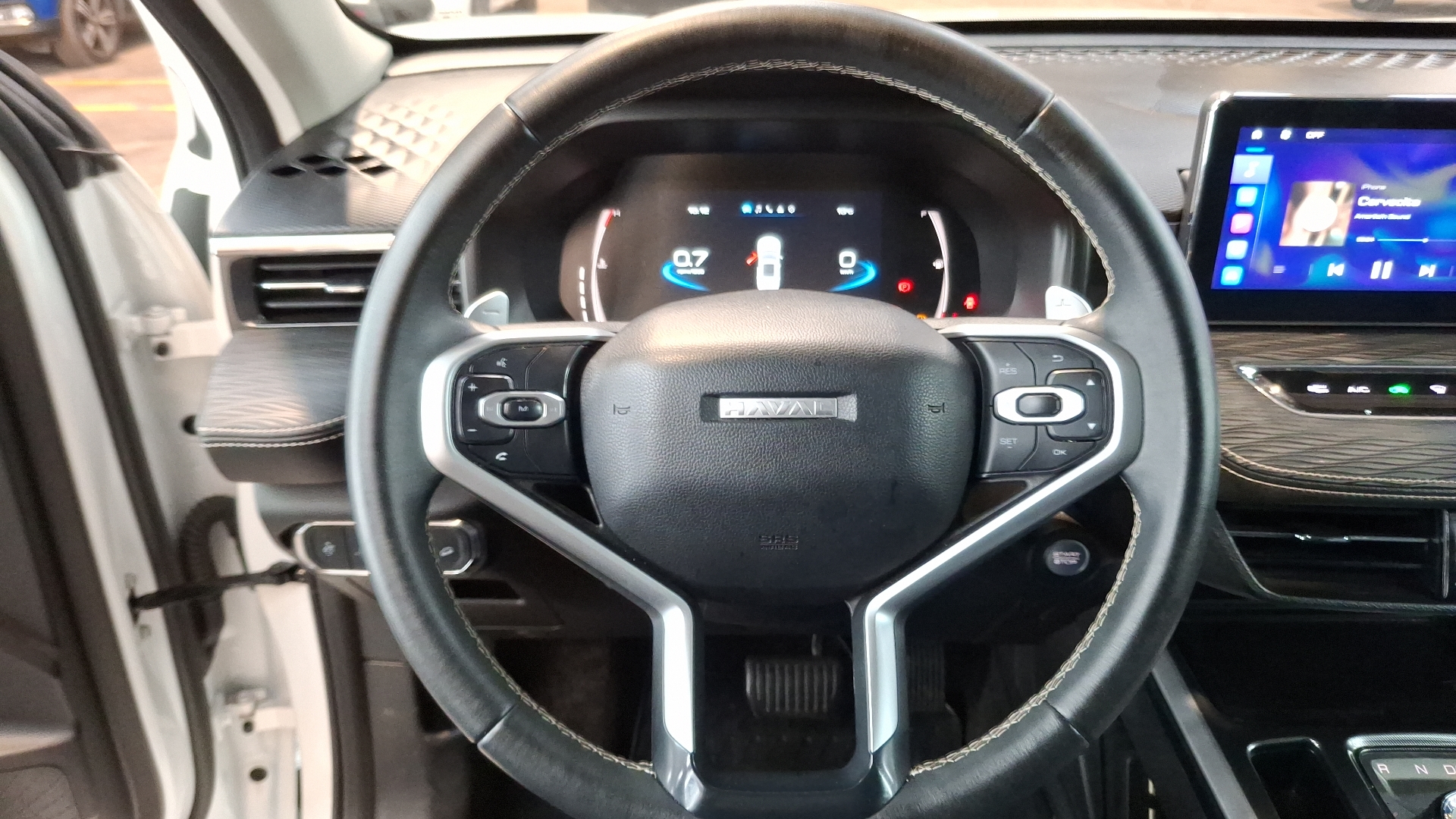 Haval Jolion — foto 8 de 16