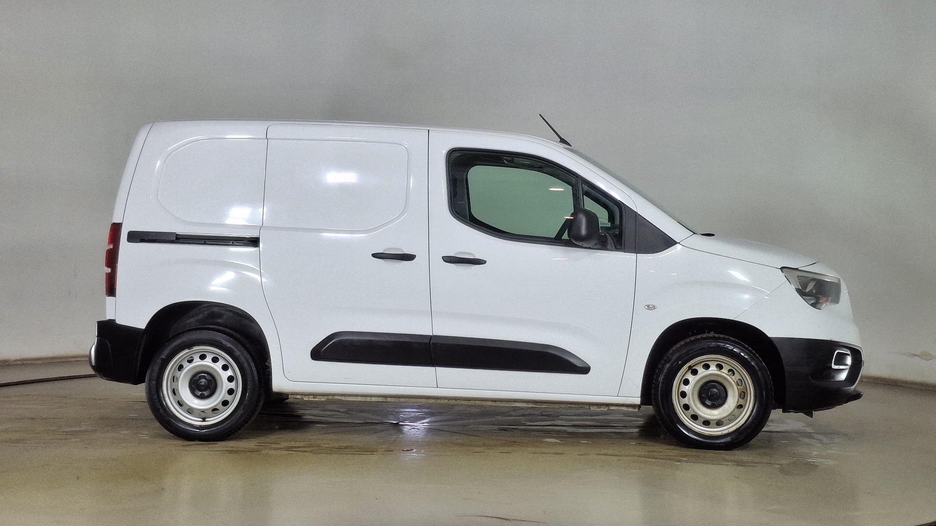 Opel Combo — foto 4 de 14
