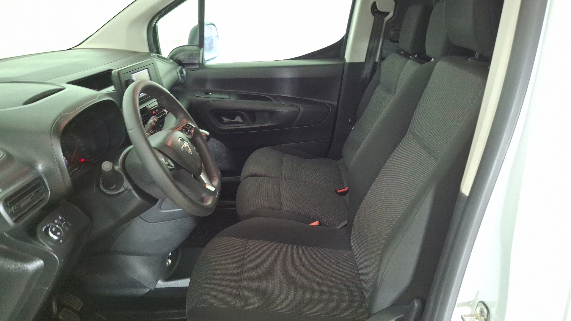 Opel Combo — foto 12 de 14