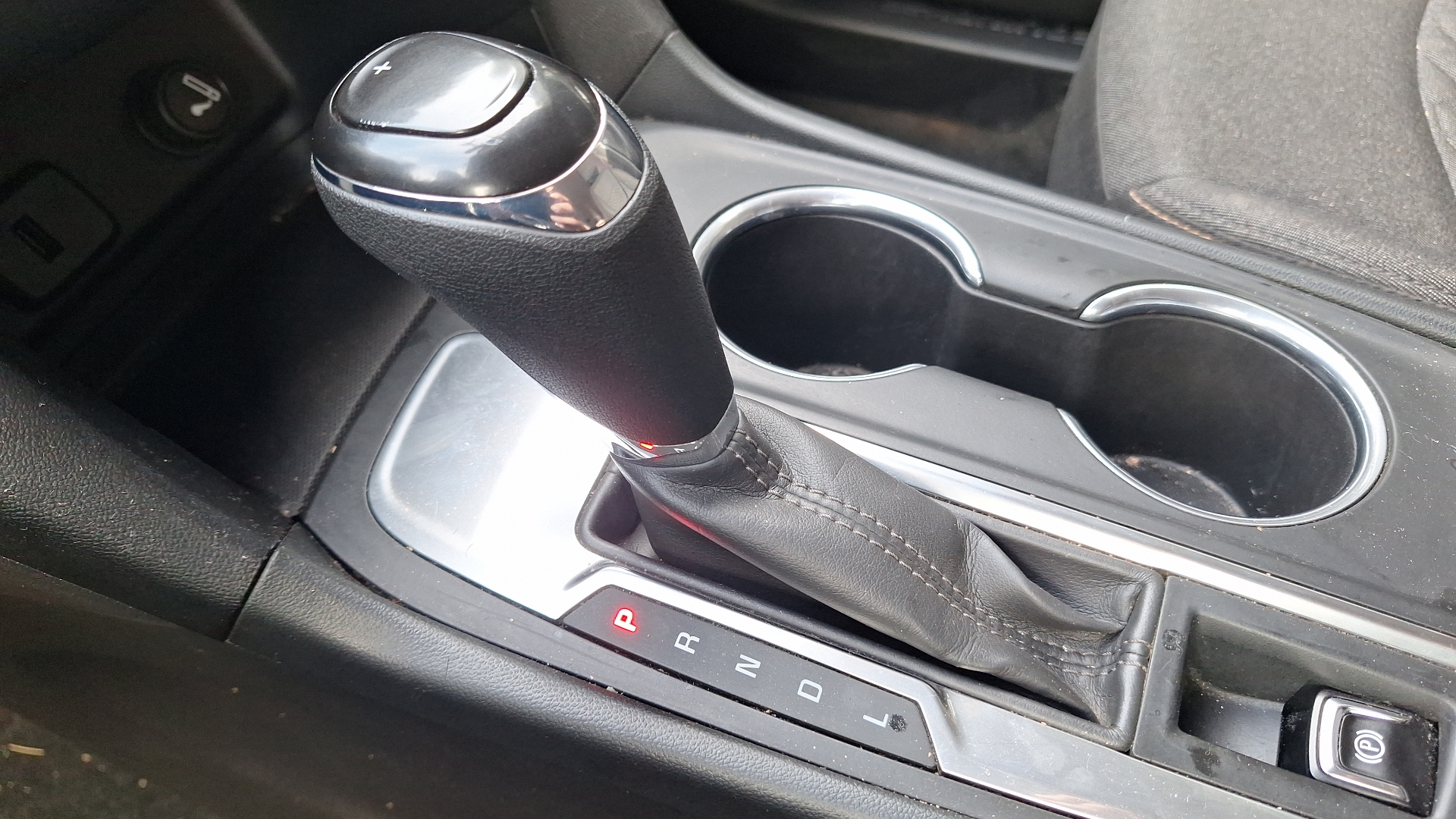 Chevrolet Equinox — foto 11 de 14