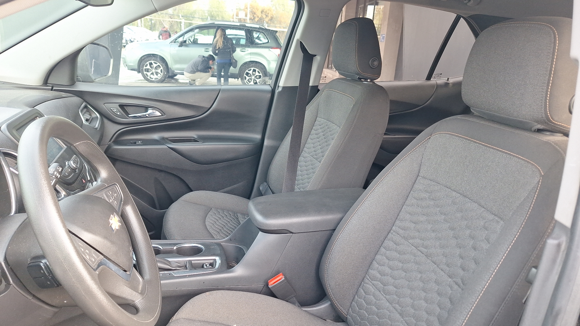 Chevrolet Equinox — foto 13 de 14