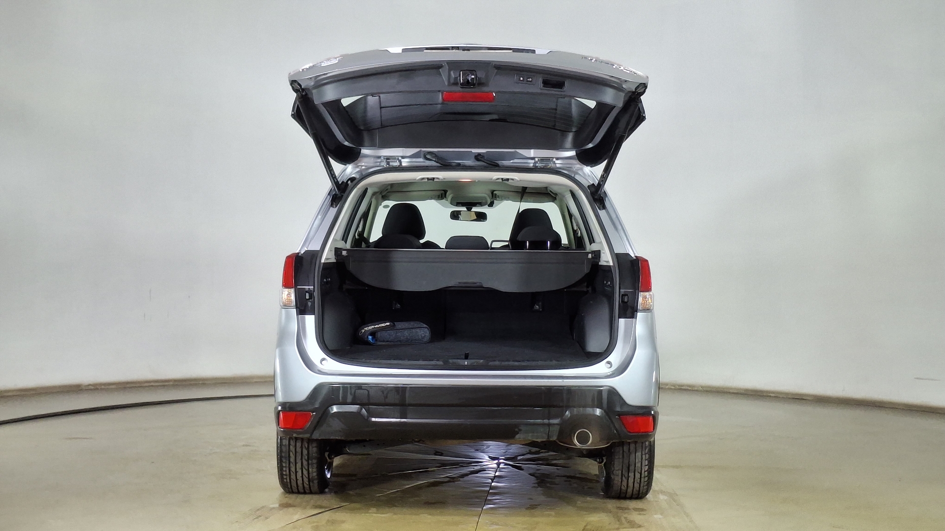 Subaru Forester — foto 6 de 16