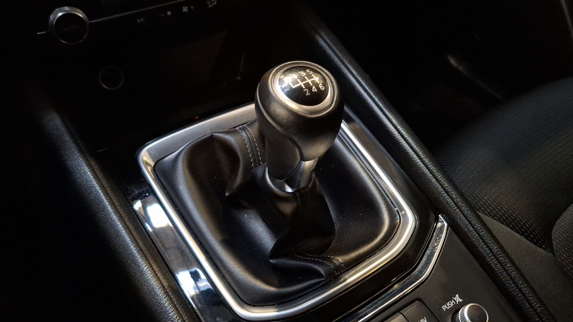 Mazda CX-5 — foto 11 de 16