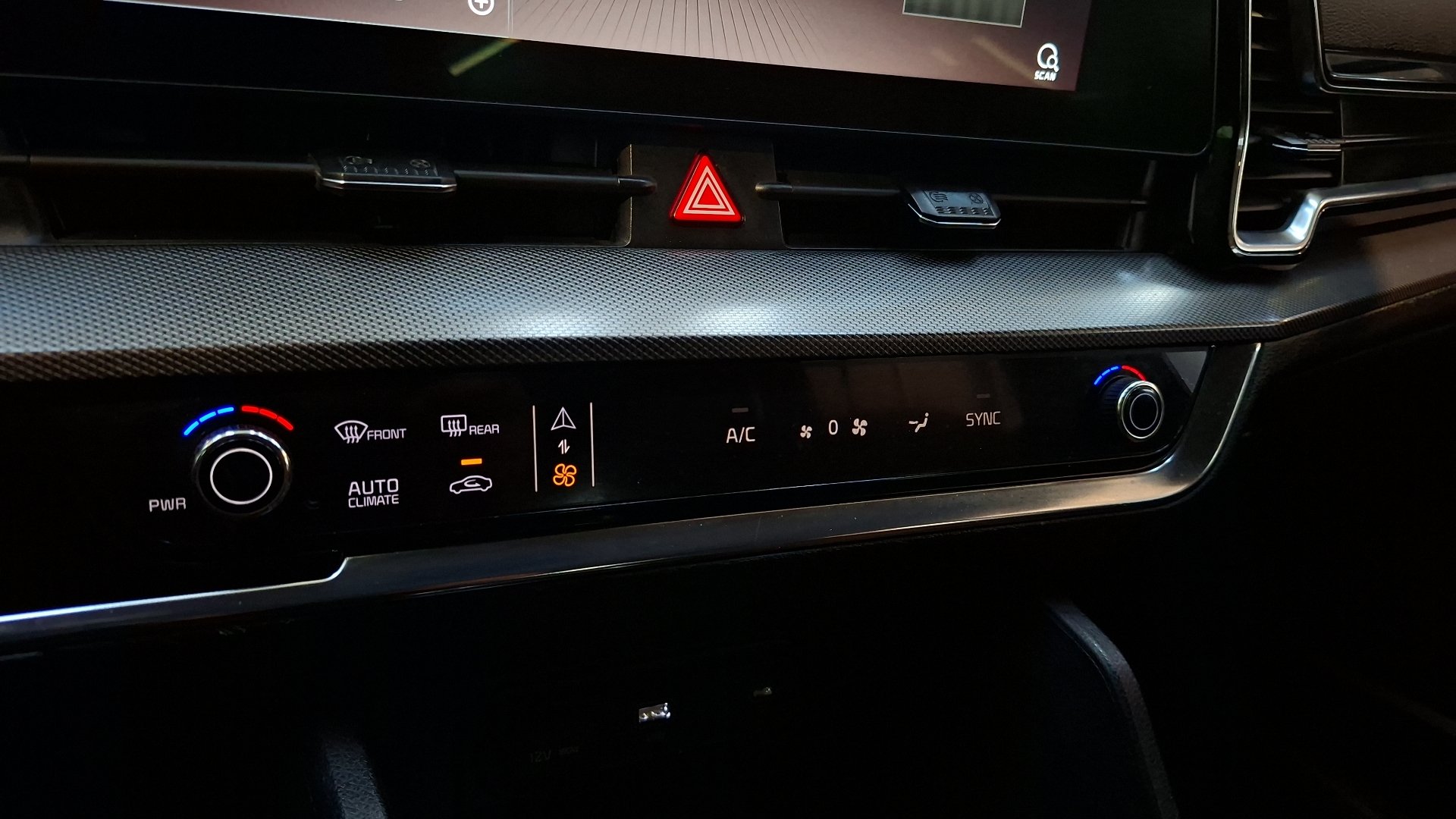 KIA Sportage — foto 15 de 16