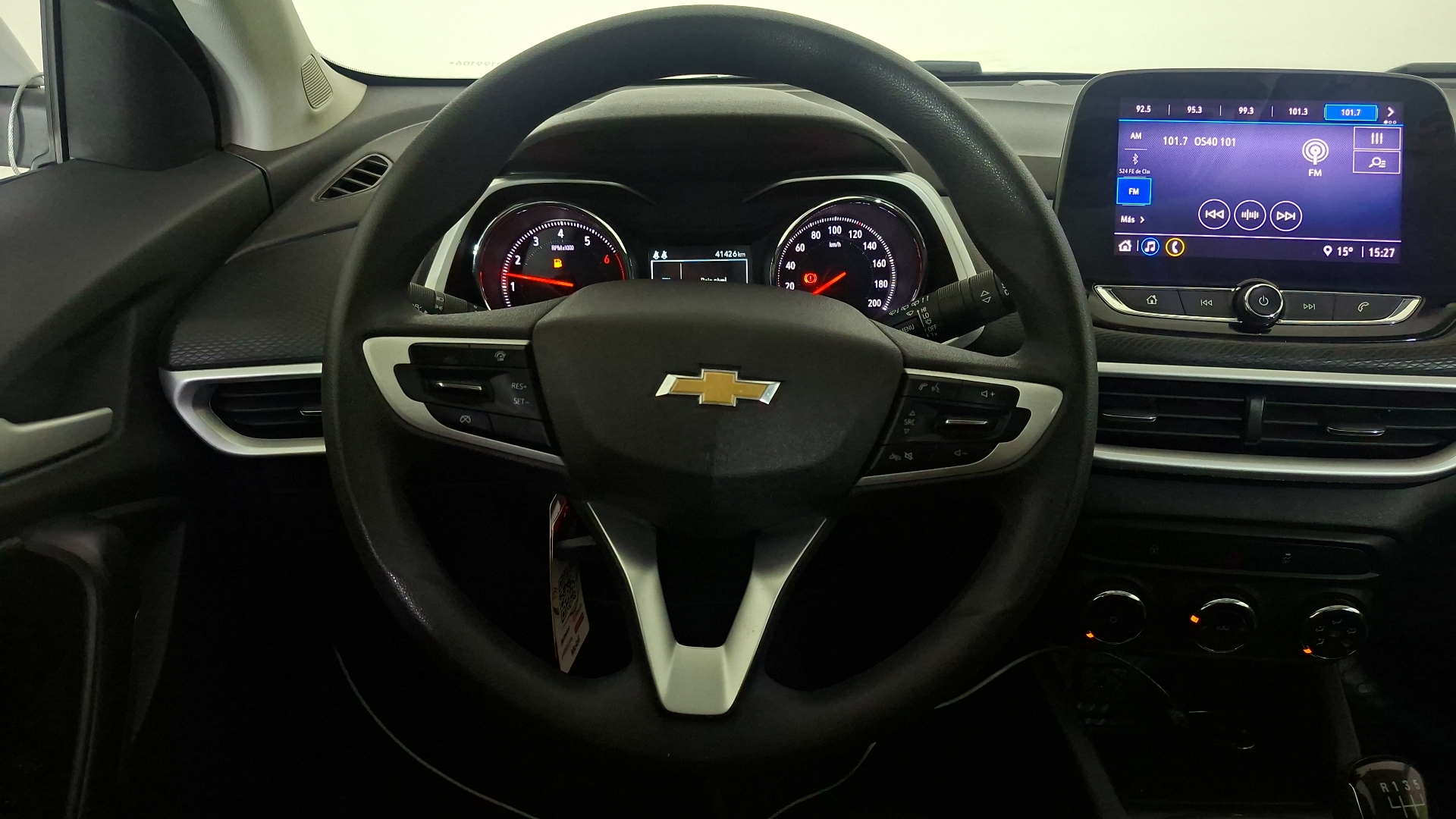Chevrolet Tracker — foto 9 de 17