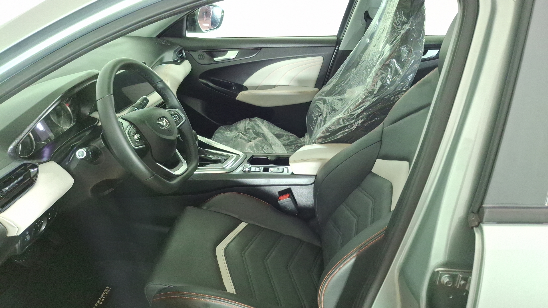 Kaiyi E5 — foto 14 de 17