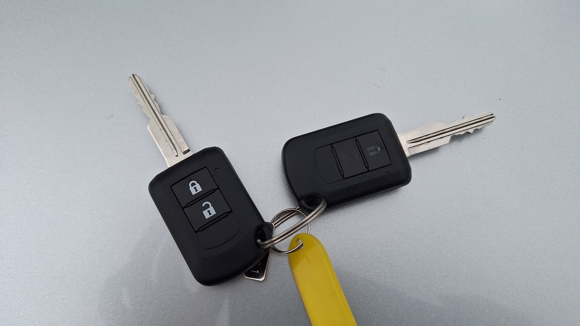 Mitsubishi Outlander — foto 7 de 15