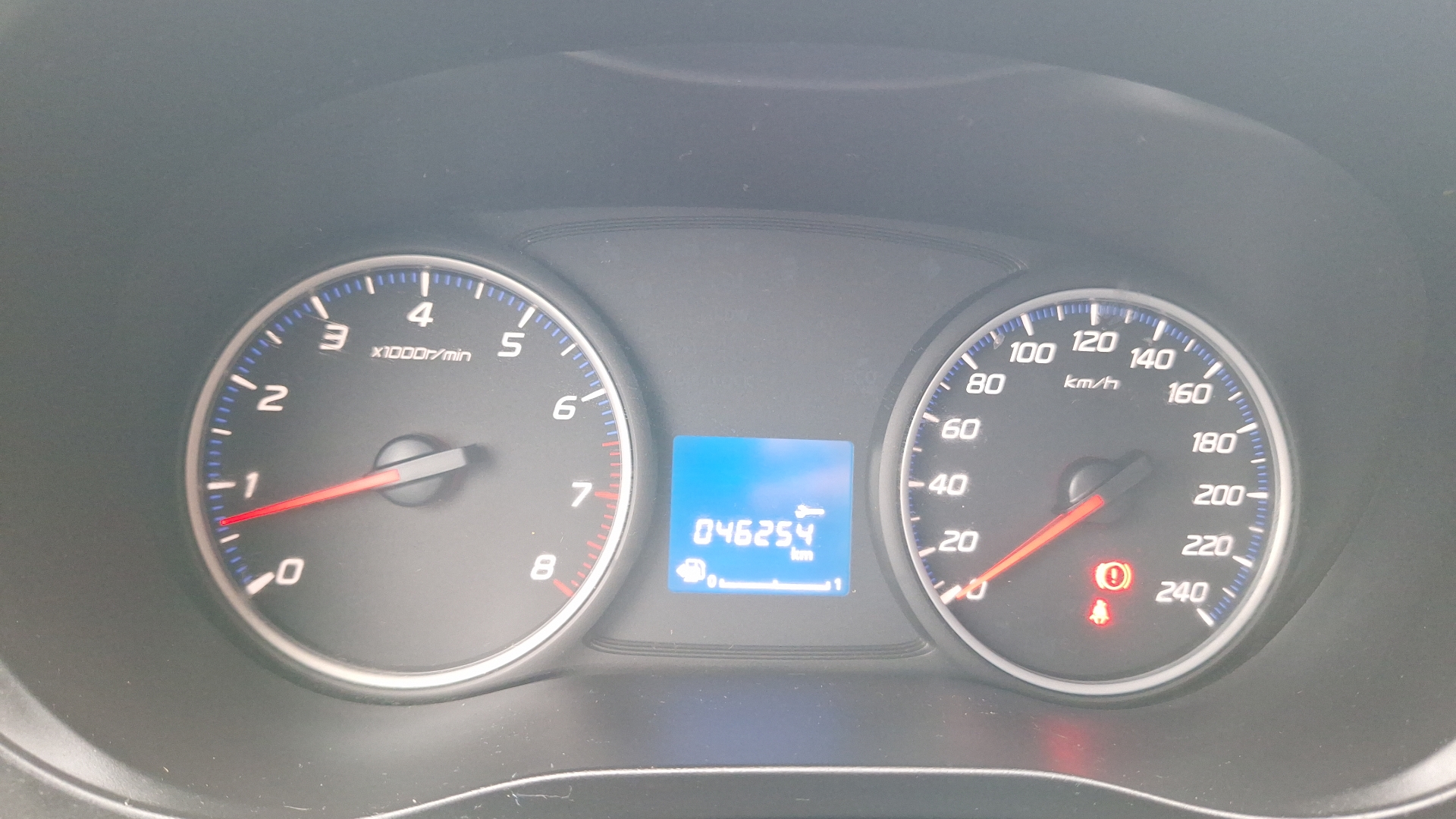 Mitsubishi Outlander — foto 9 de 15