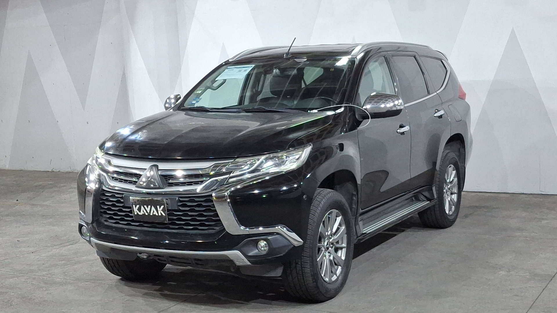 Mitsubishi Montero 2019