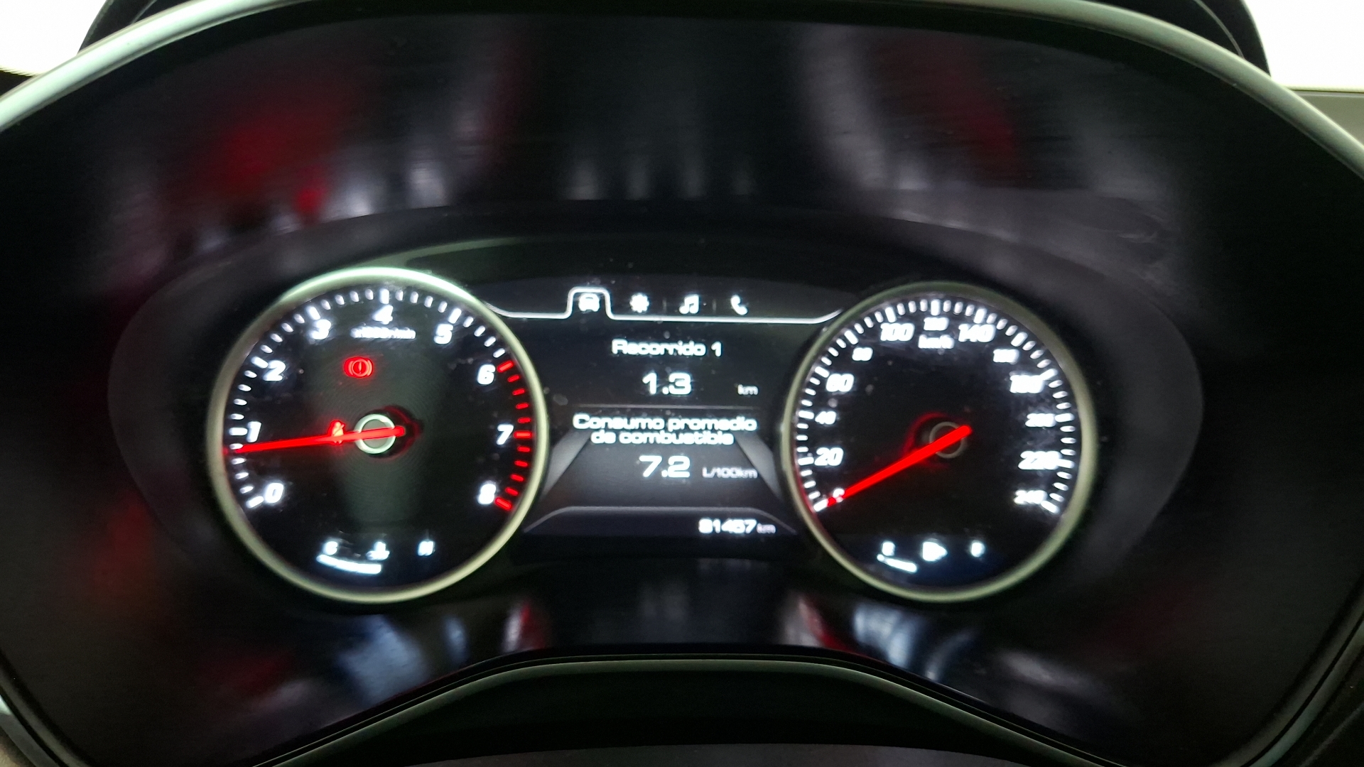 Chevrolet Captiva — foto 9 de 18