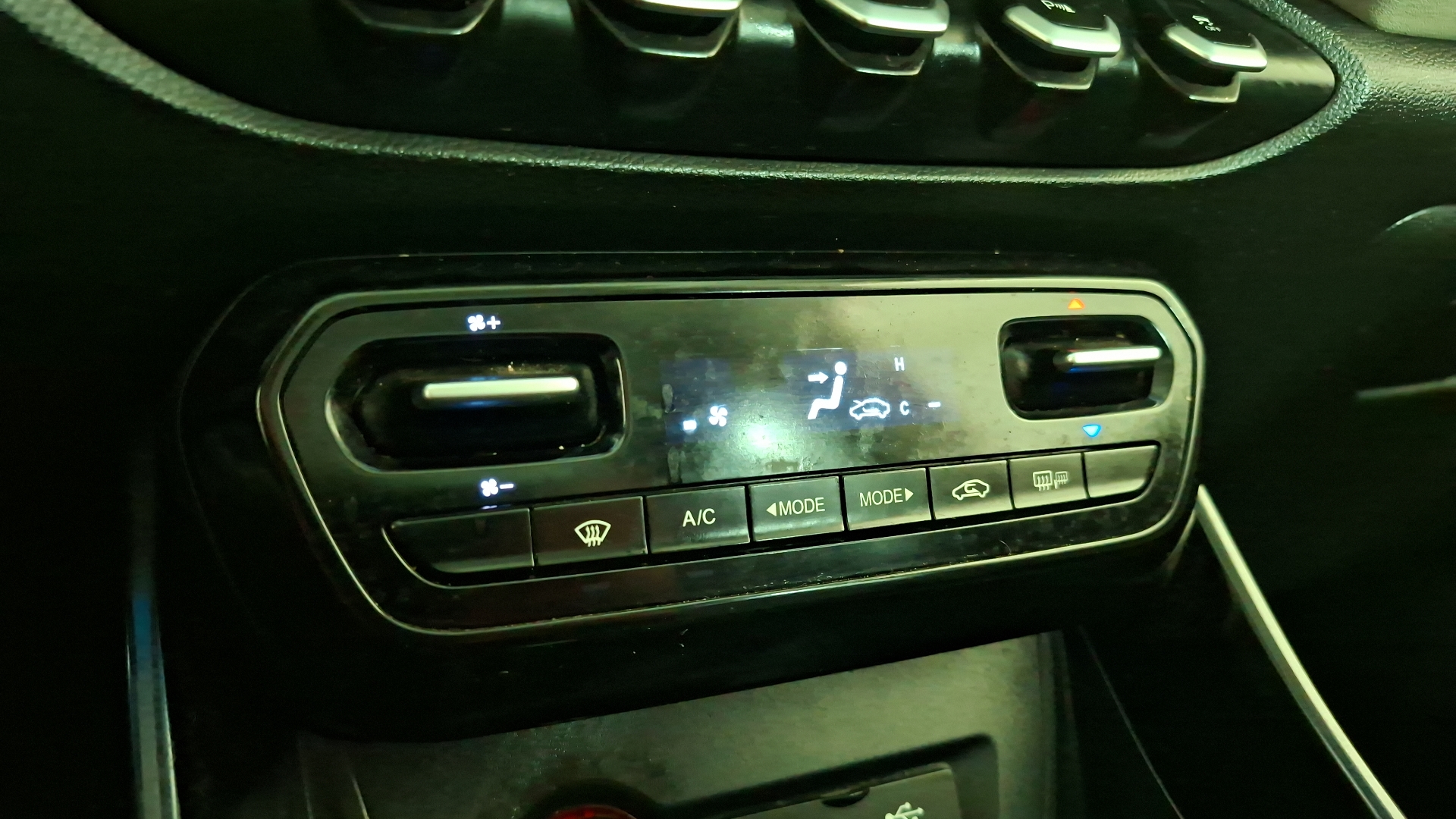 Chevrolet Captiva — foto 17 de 18