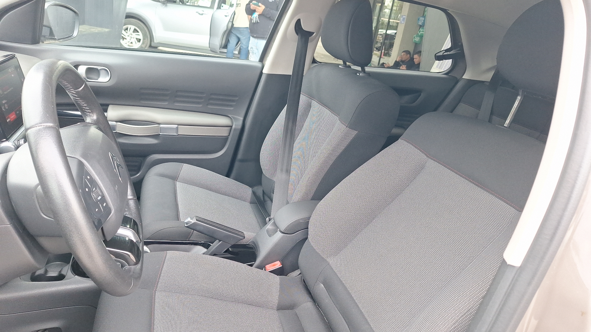 Citroën C4 Cactus — foto 14 de 15