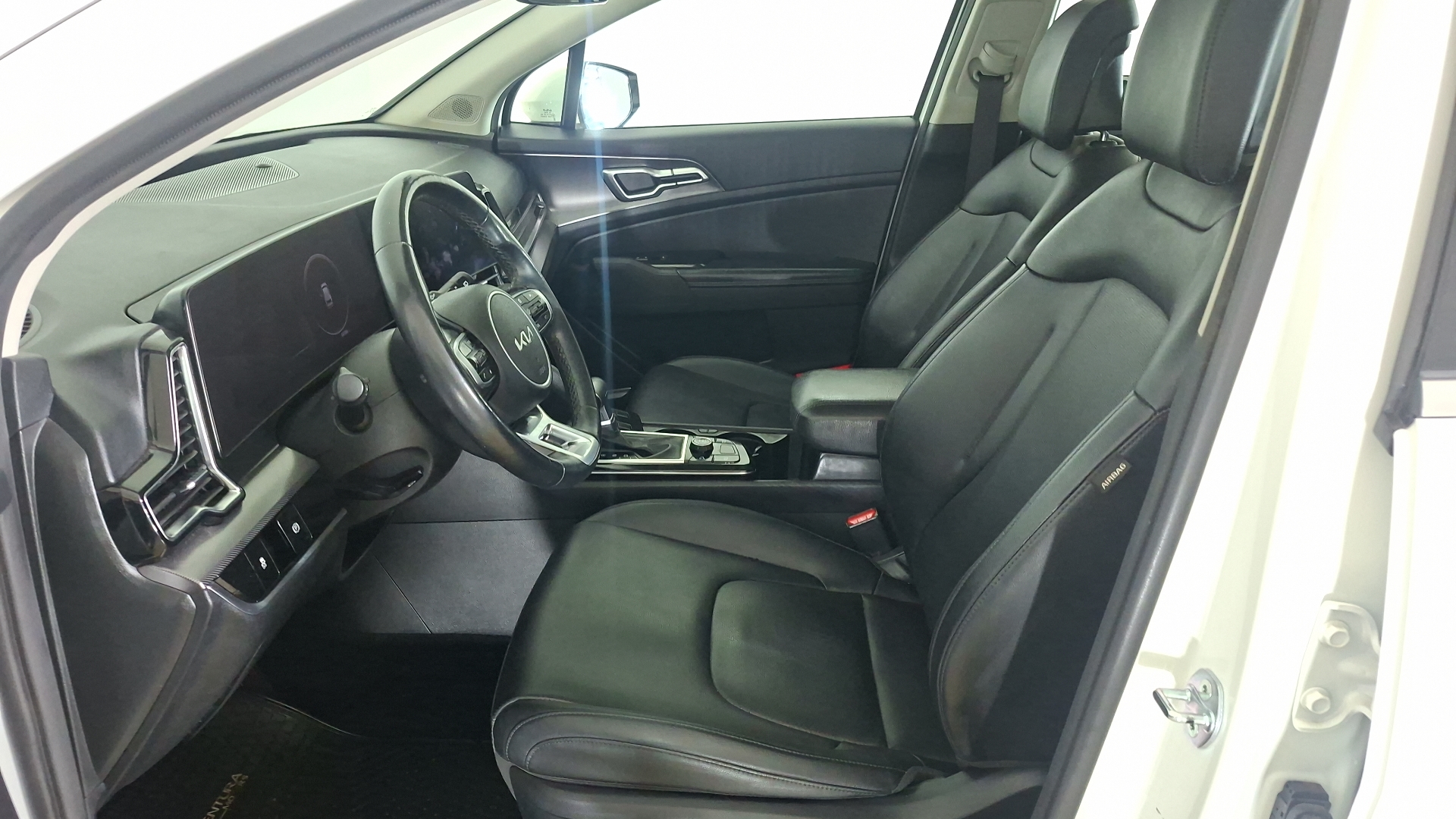 KIA Sportage — foto 13 de 16