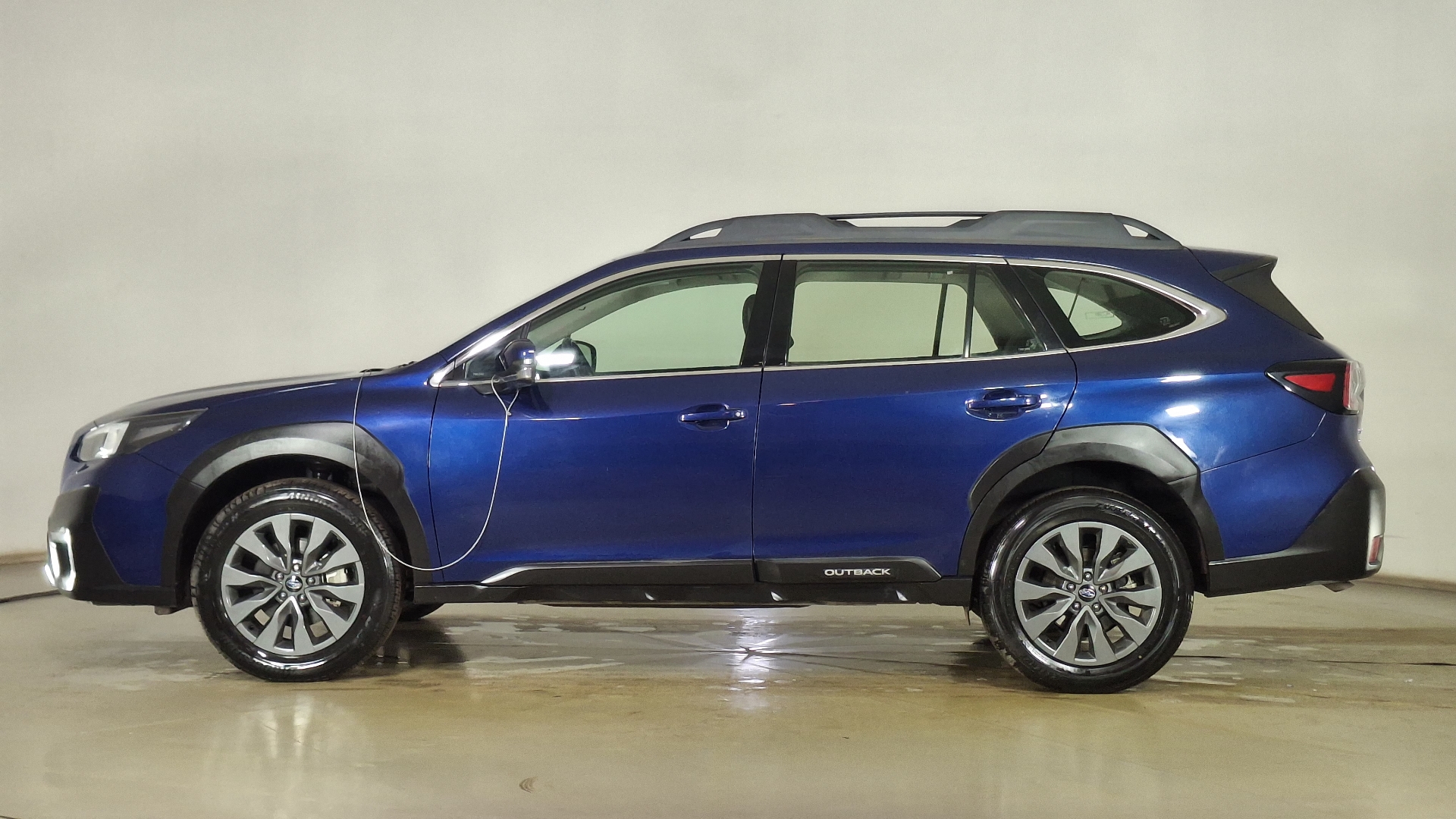 Subaru Outback — foto 7 de 16