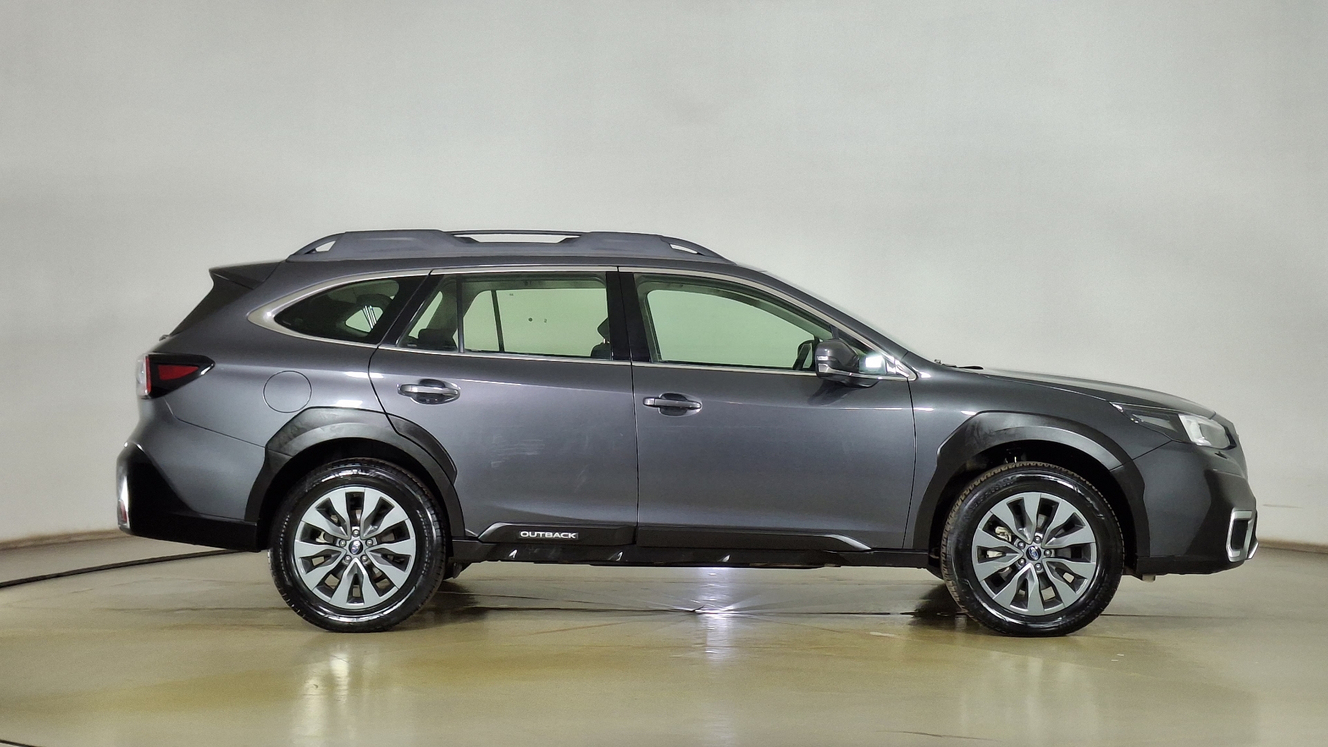 Subaru Outback — foto 4 de 16