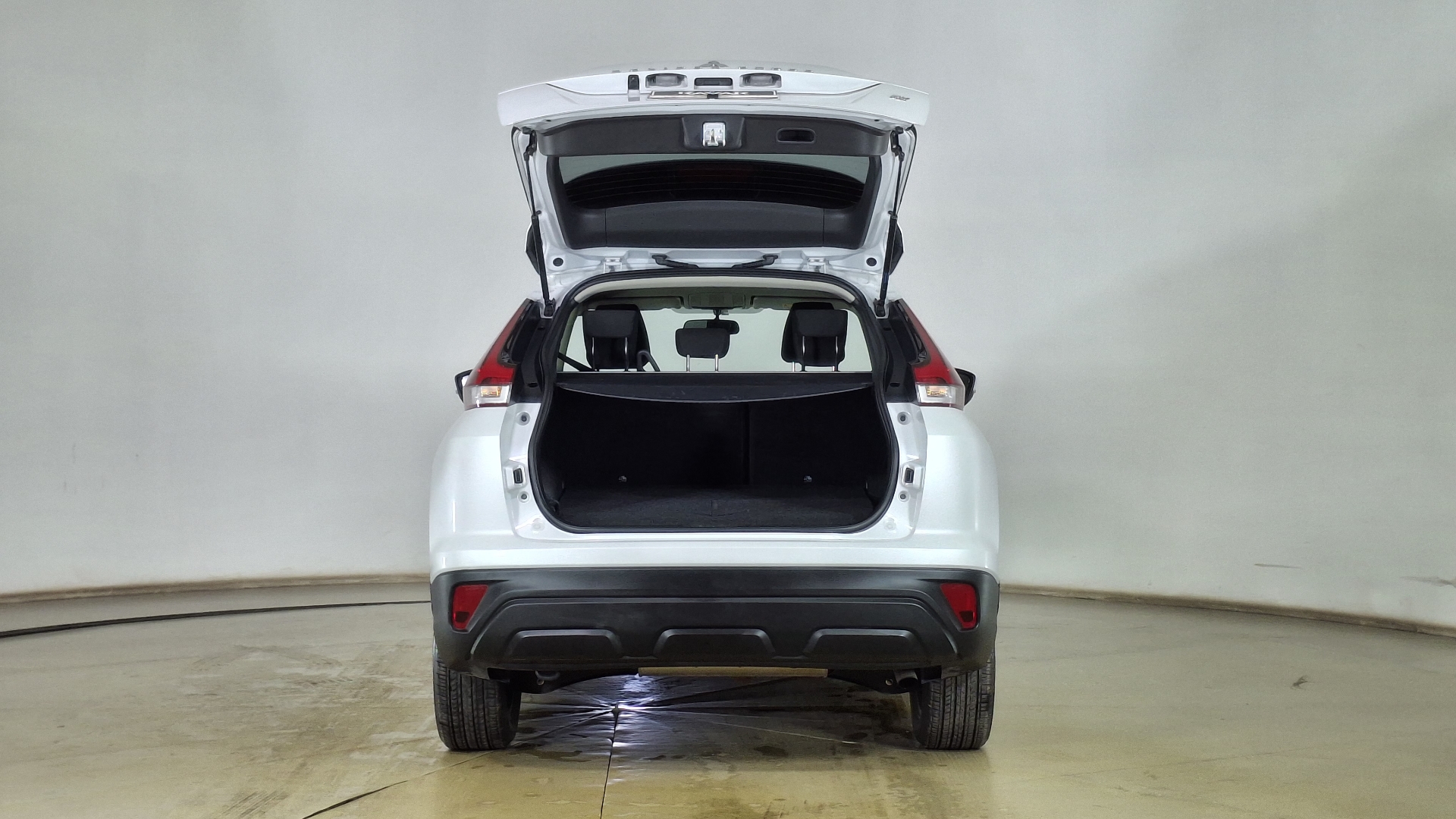 Mitsubishi Eclipse Cross — foto 6 de 16