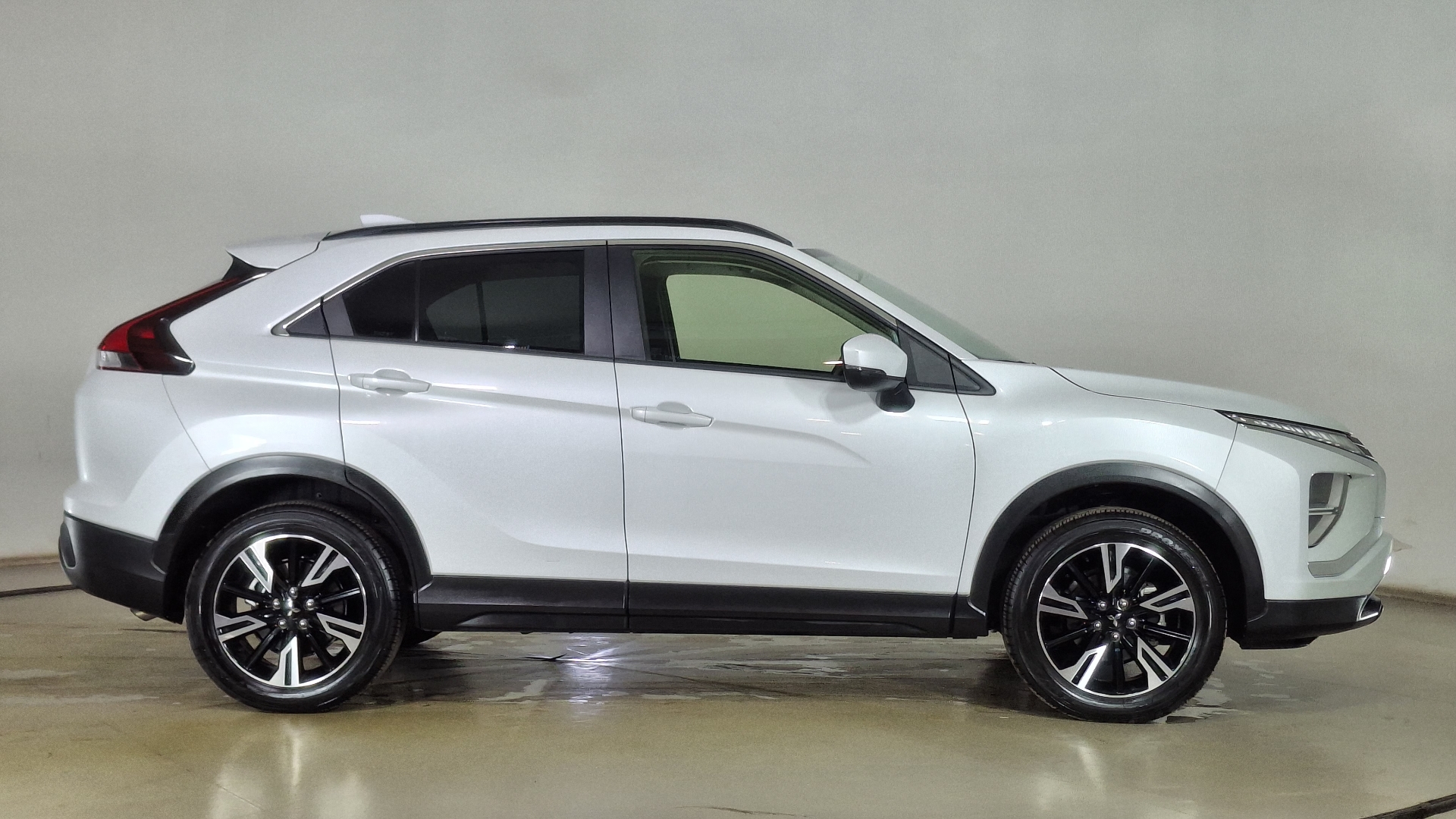 Mitsubishi Eclipse Cross — foto 4 de 16