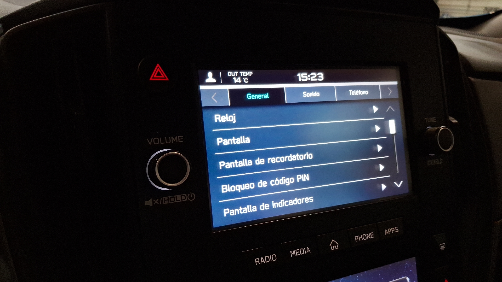 Subaru Crosstrek — foto 10 de 16