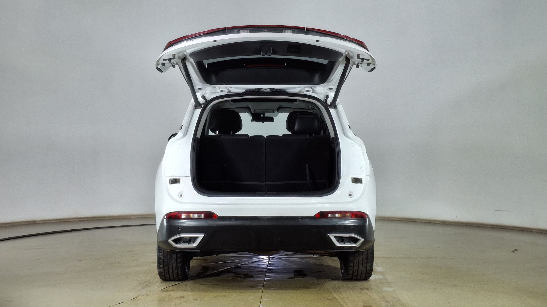 DFSK Suv600 — foto 6 de 18